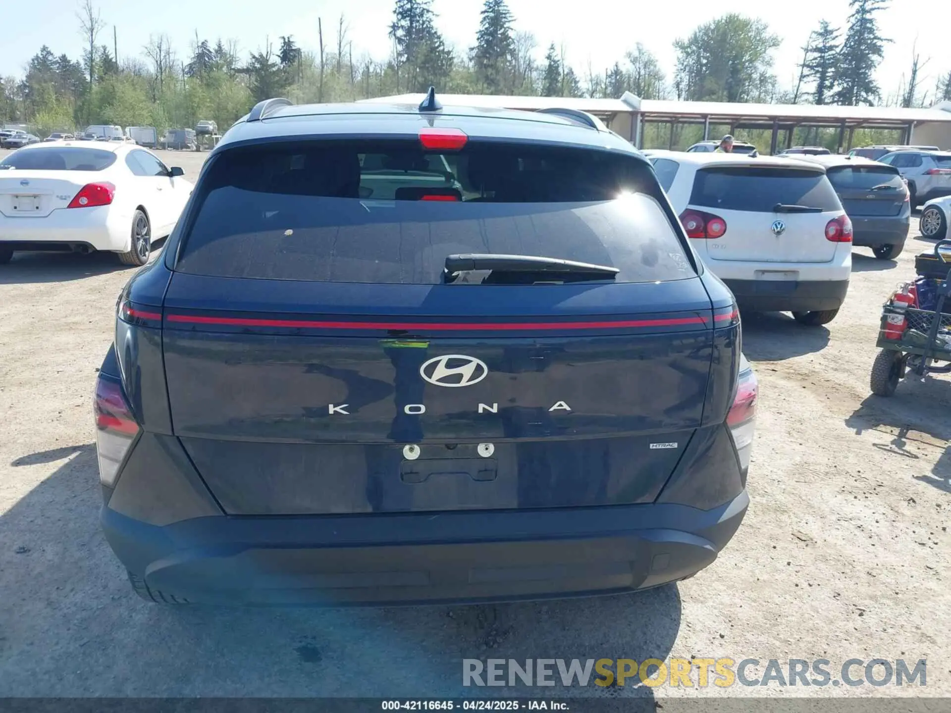 17 Photograph of a damaged car KM8HBCAB2RU133634 HYUNDAI KONA 2024