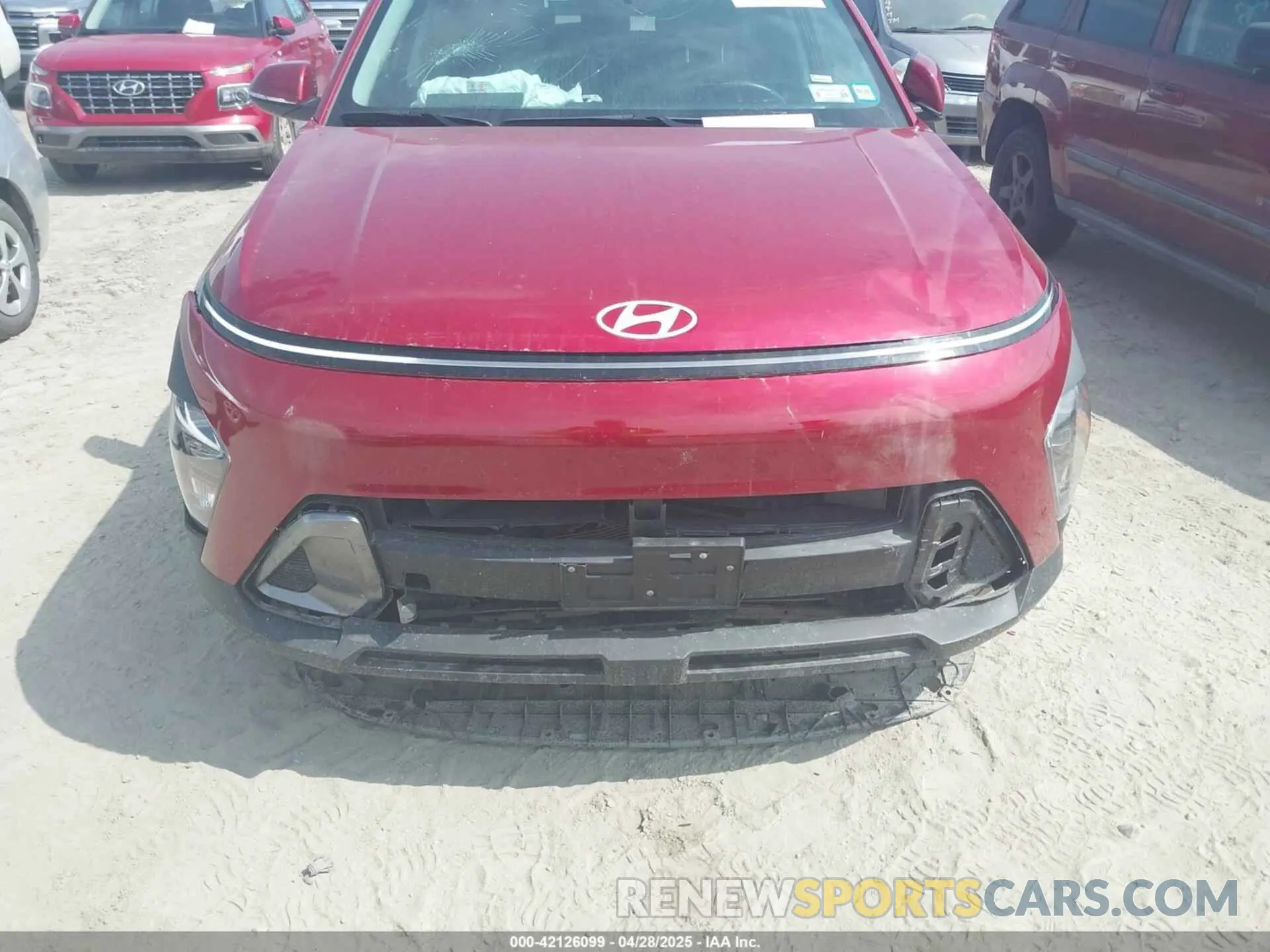 12 Фотография поврежденного автомобиля KM8HBCAB3RU106748 HYUNDAI KONA 2024