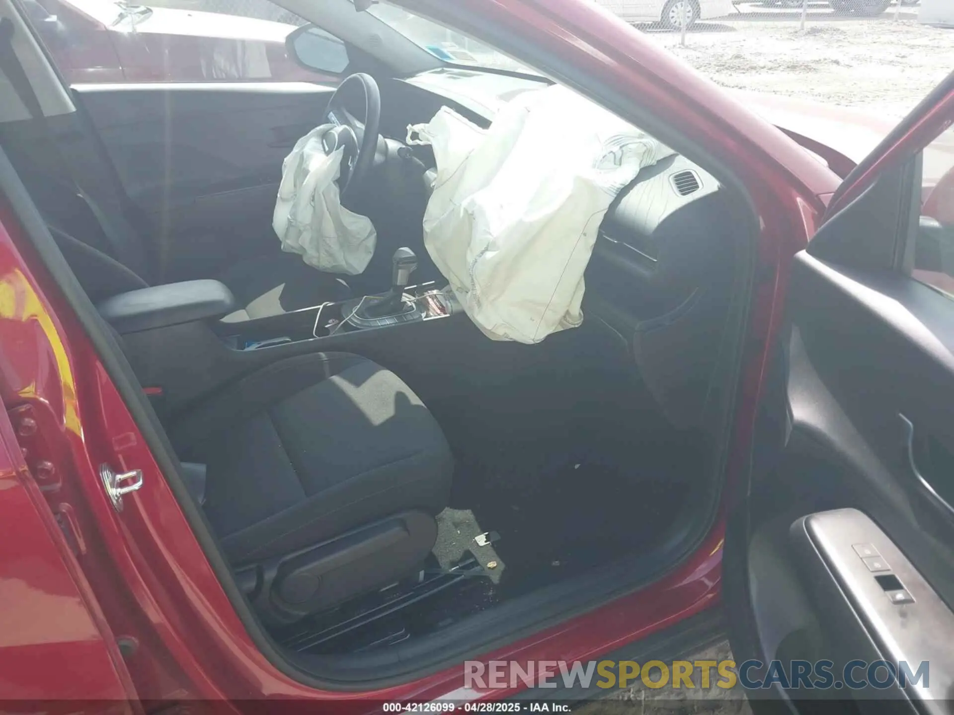 5 Фотография поврежденного автомобиля KM8HBCAB3RU106748 HYUNDAI KONA 2024