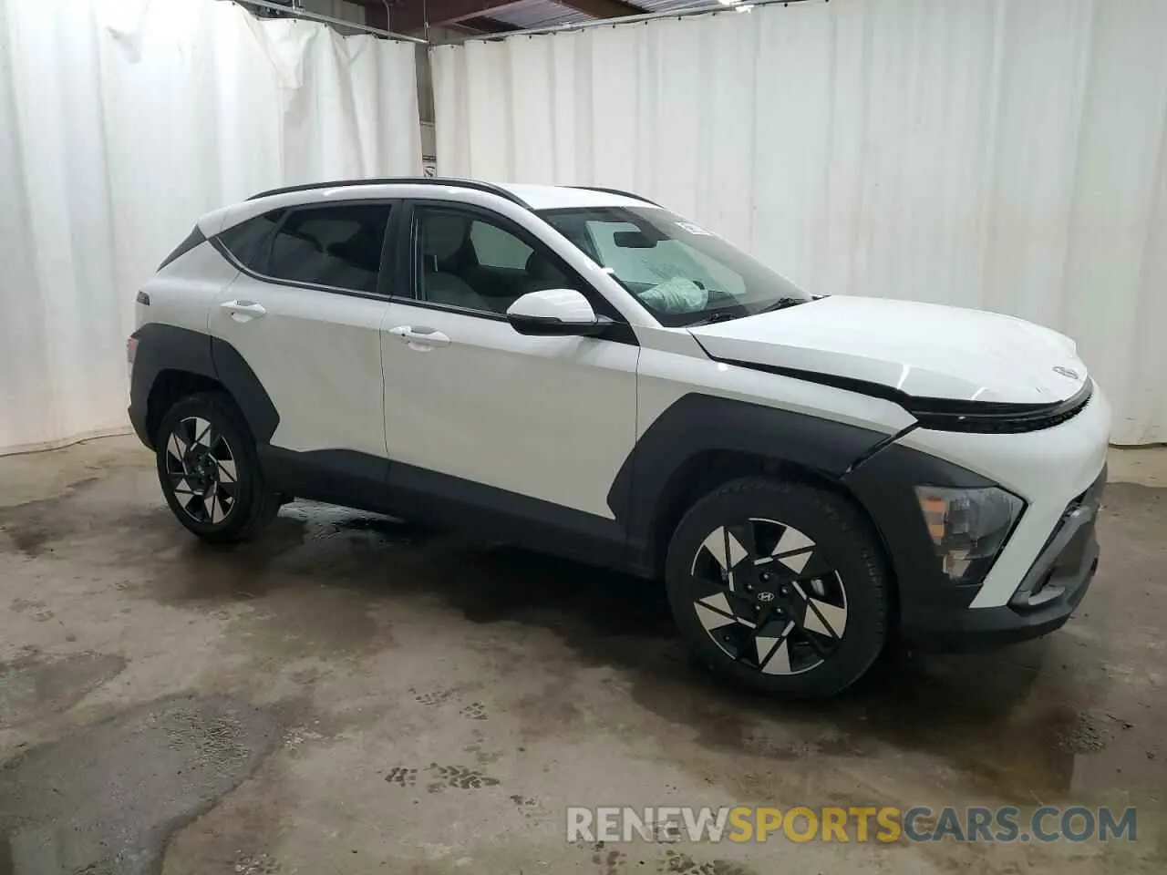 4 Фотография поврежденного автомобиля KM8HBCAB4RU147597 HYUNDAI KONA 2024