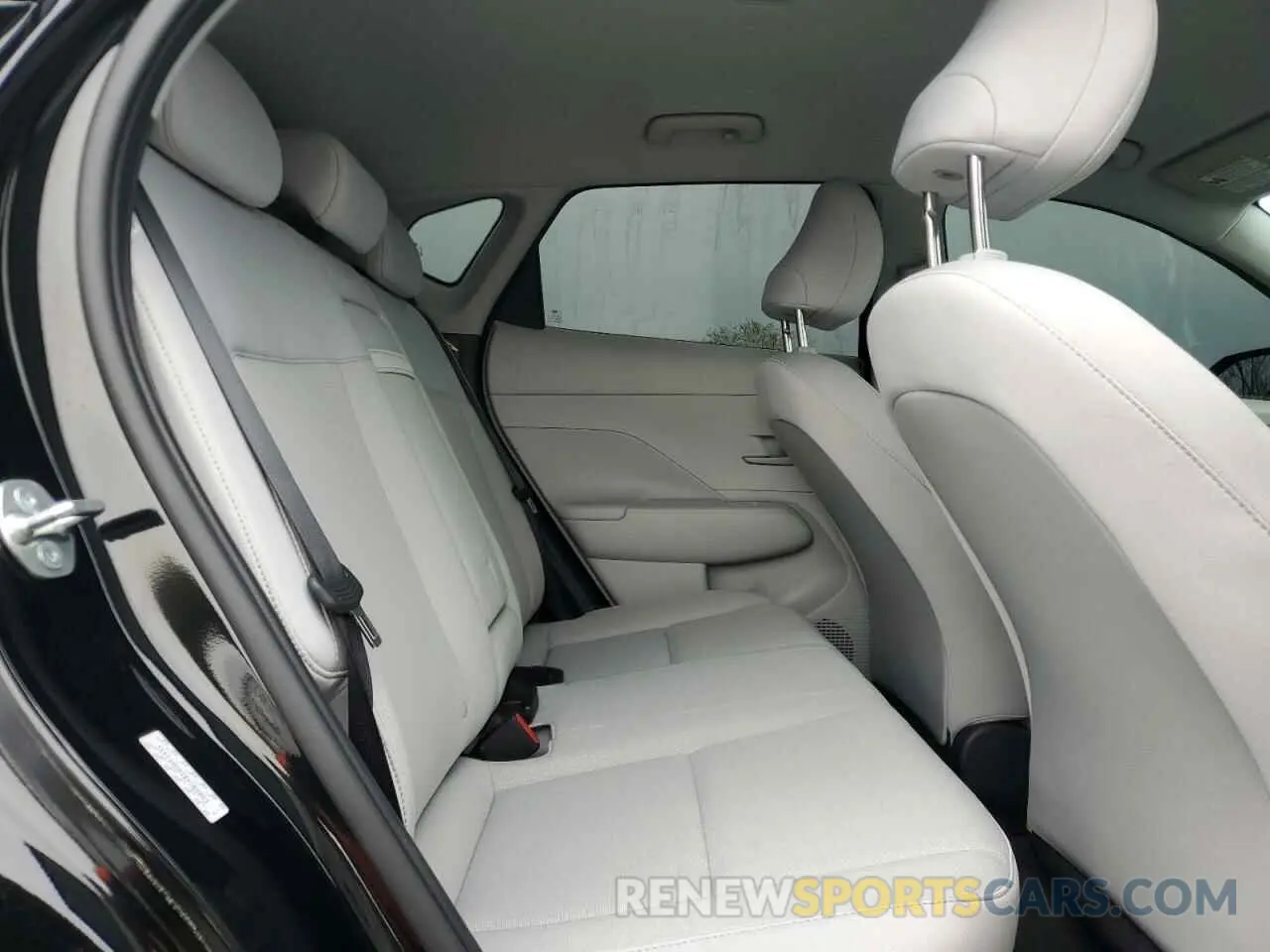 10 Photograph of a damaged car KM8HBCAB5RU051431 HYUNDAI KONA 2024