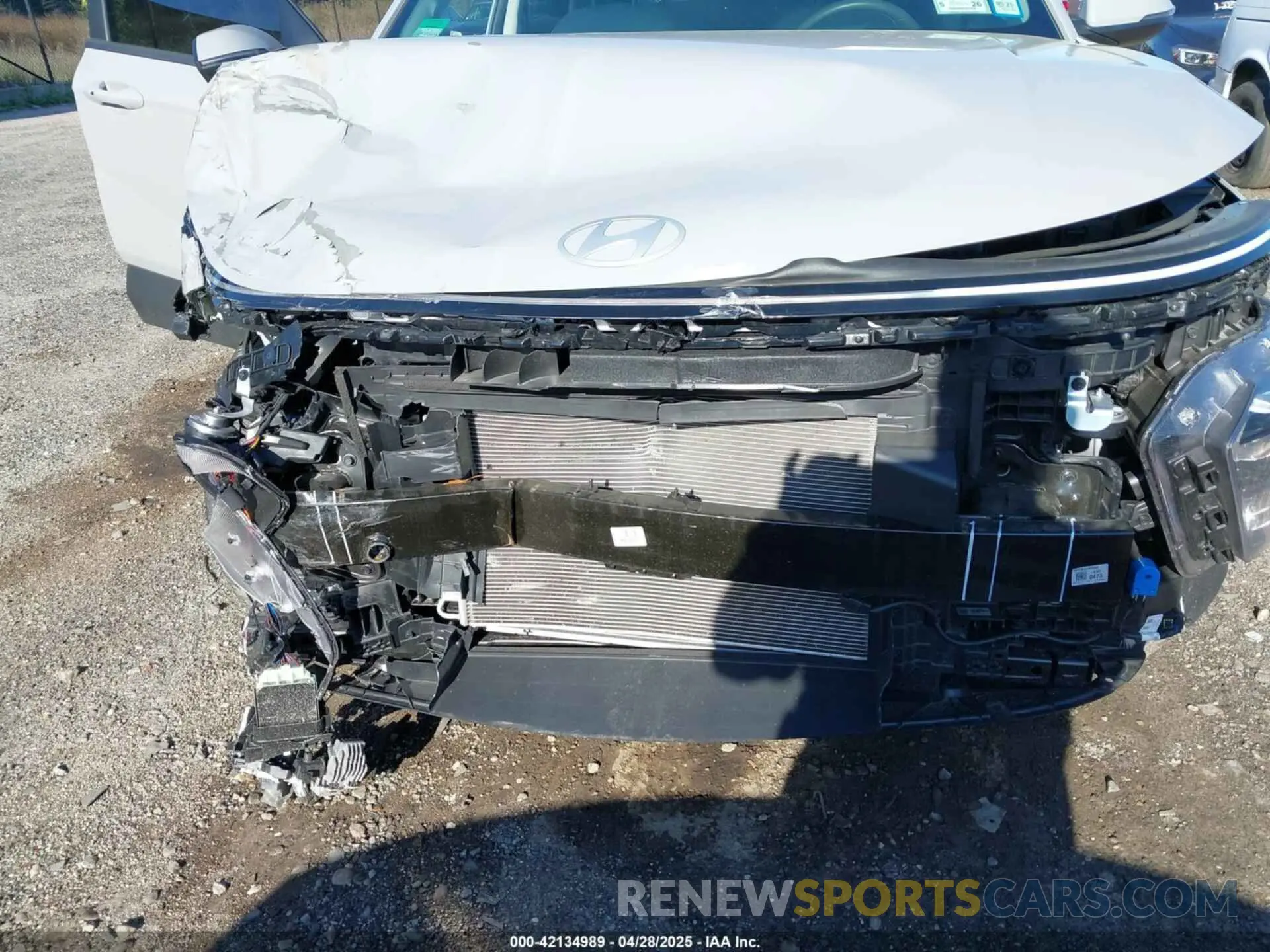 6 Photograph of a damaged car KM8HBCAB9RU138149 HYUNDAI KONA 2024