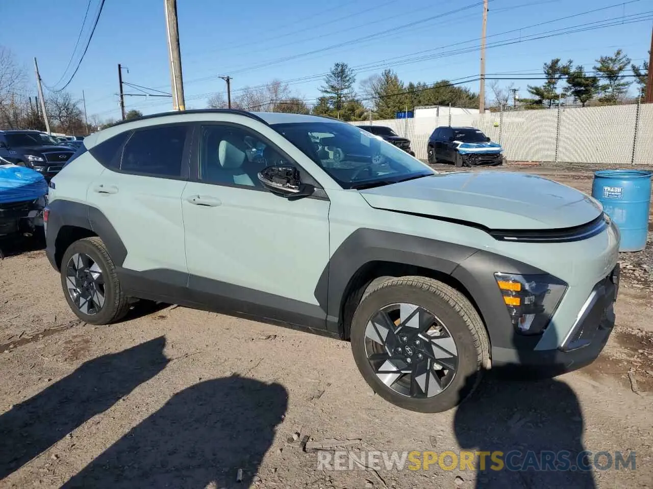4 Фотография поврежденного автомобиля KM8HBCABXRU154103 HYUNDAI KONA 2024