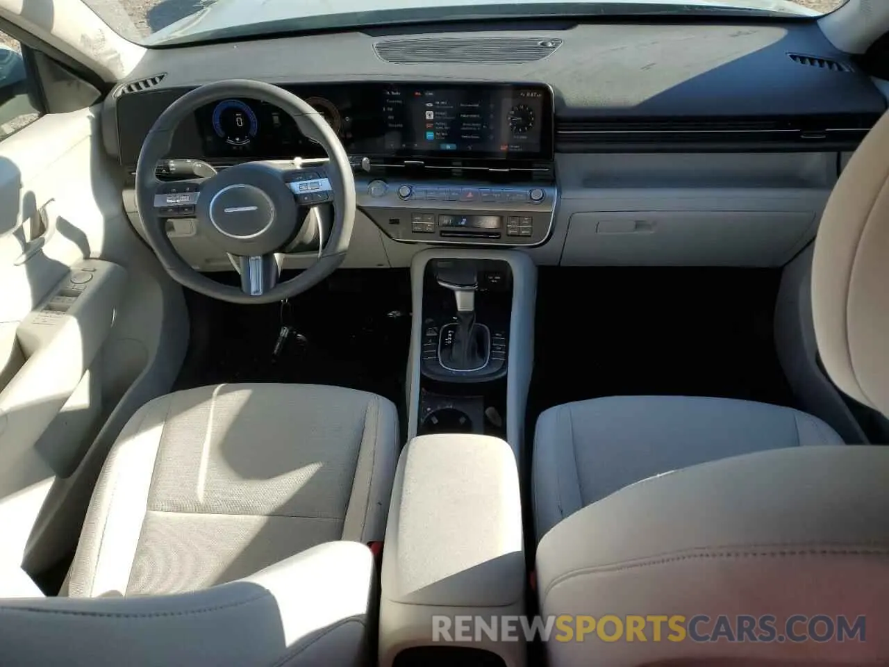 8 Фотография поврежденного автомобиля KM8HBCABXRU154103 HYUNDAI KONA 2024