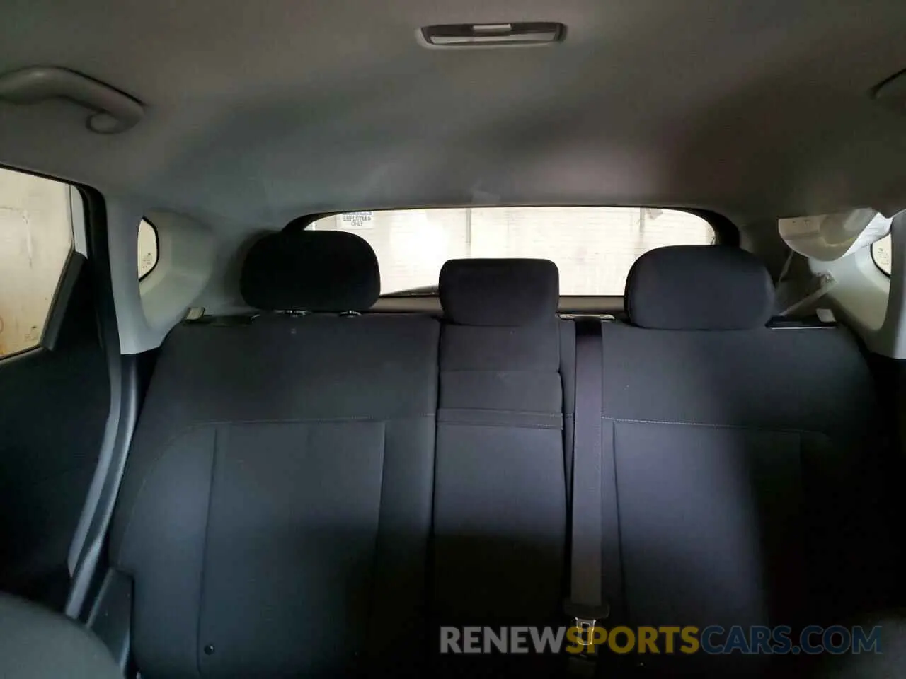 10 Photograph of a damaged car KM8HBCABXRU174898 HYUNDAI KONA 2024