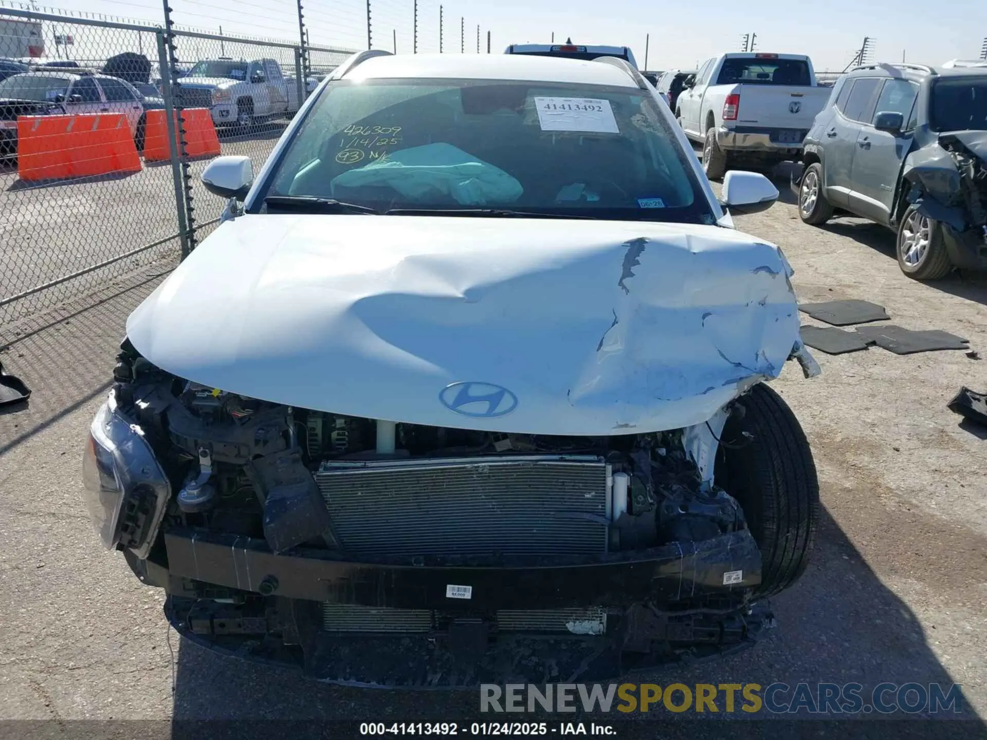 13 Фотография поврежденного автомобиля KM8HC3AB5RU143863 HYUNDAI KONA 2024