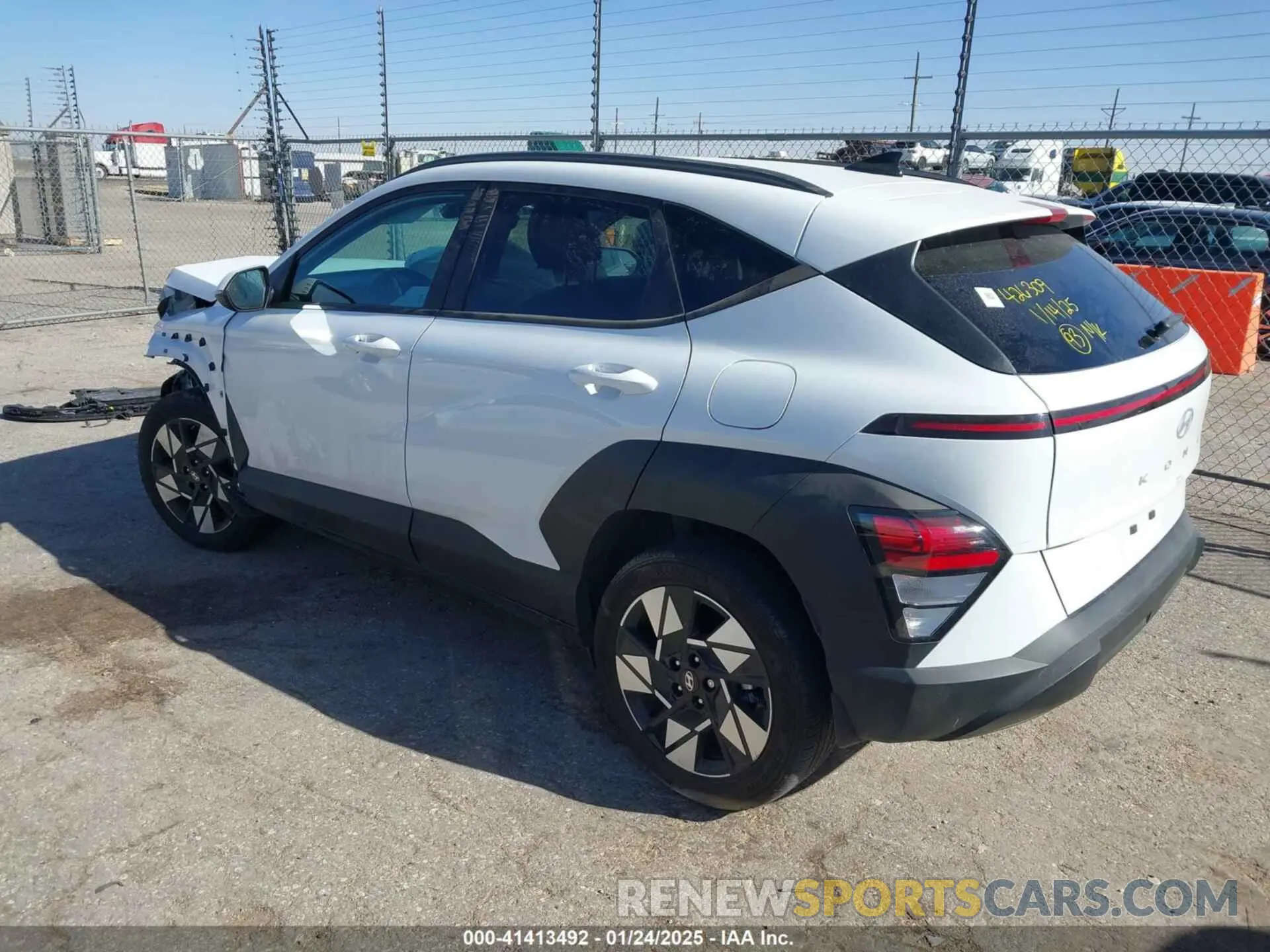 3 Фотография поврежденного автомобиля KM8HC3AB5RU143863 HYUNDAI KONA 2024