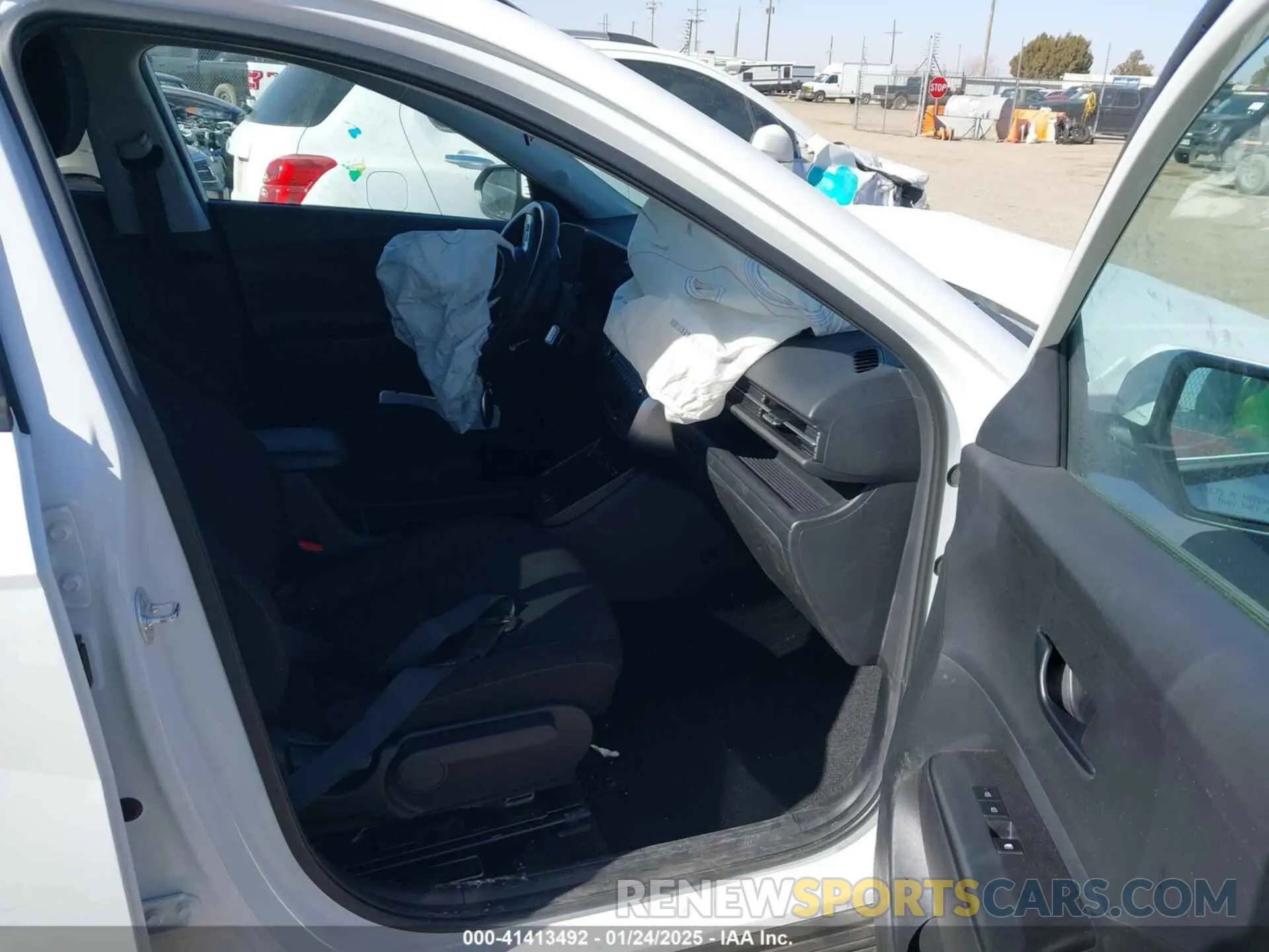 5 Фотография поврежденного автомобиля KM8HC3AB5RU143863 HYUNDAI KONA 2024