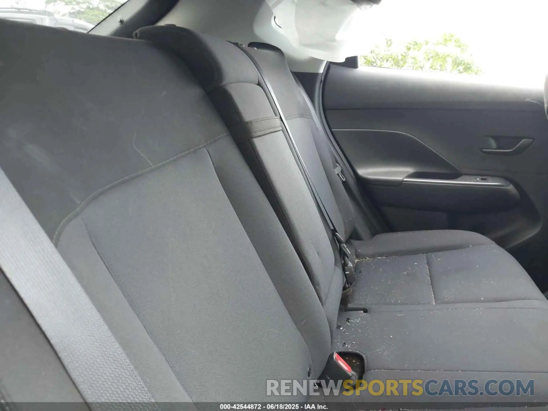 8 Фотография поврежденного автомобиля KM8HC3AB8RU066177 HYUNDAI KONA 2024