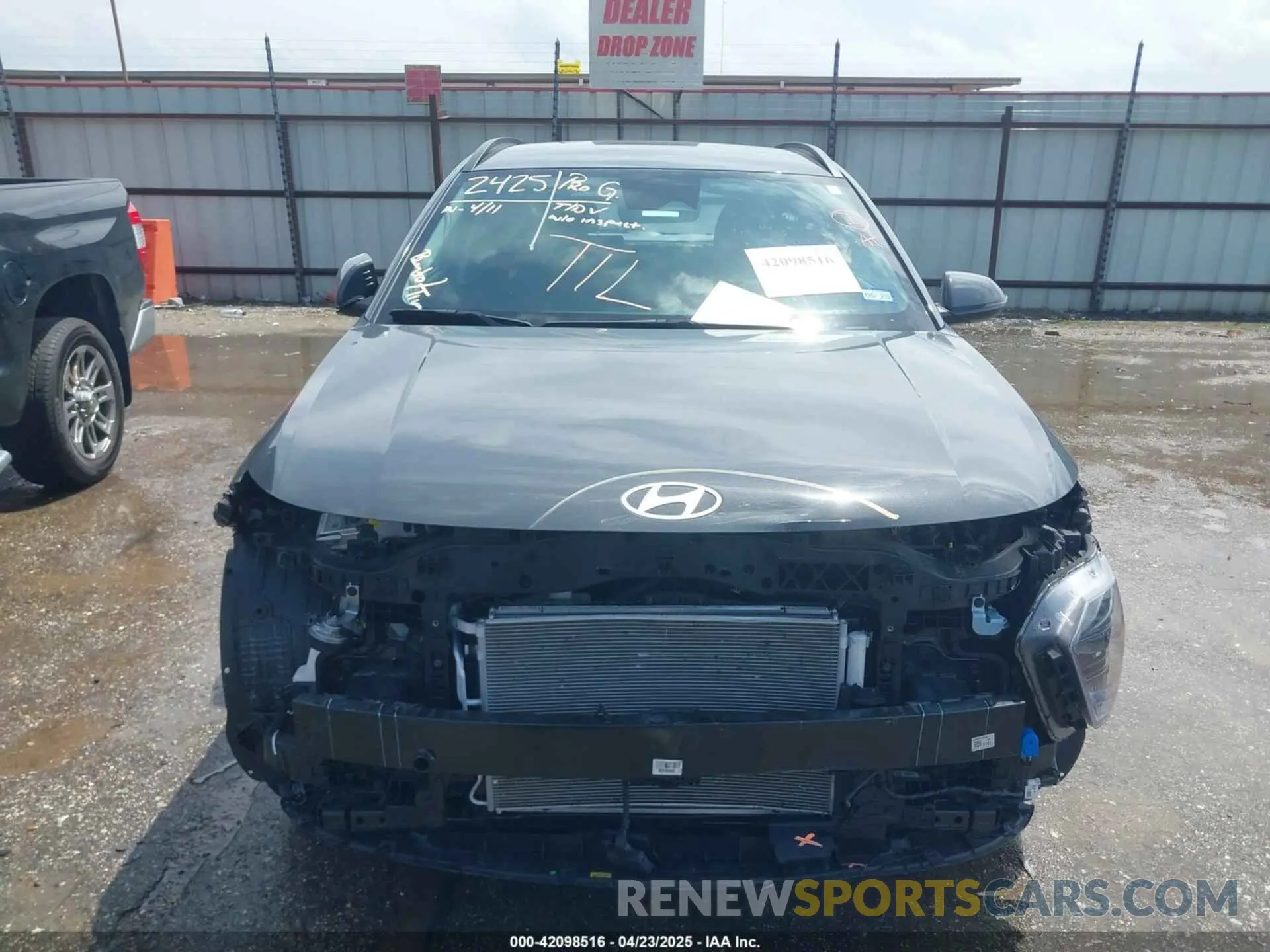 13 Фотография поврежденного автомобиля KM8HC3AB8RU122568 HYUNDAI KONA 2024