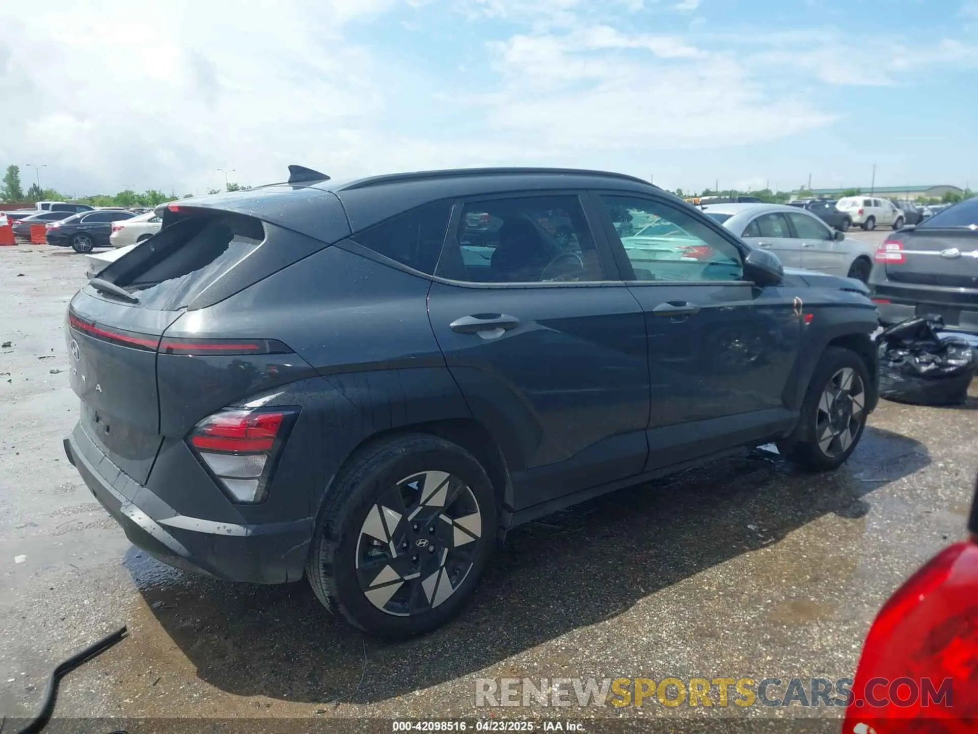 14 Фотография поврежденного автомобиля KM8HC3AB8RU122568 HYUNDAI KONA 2024