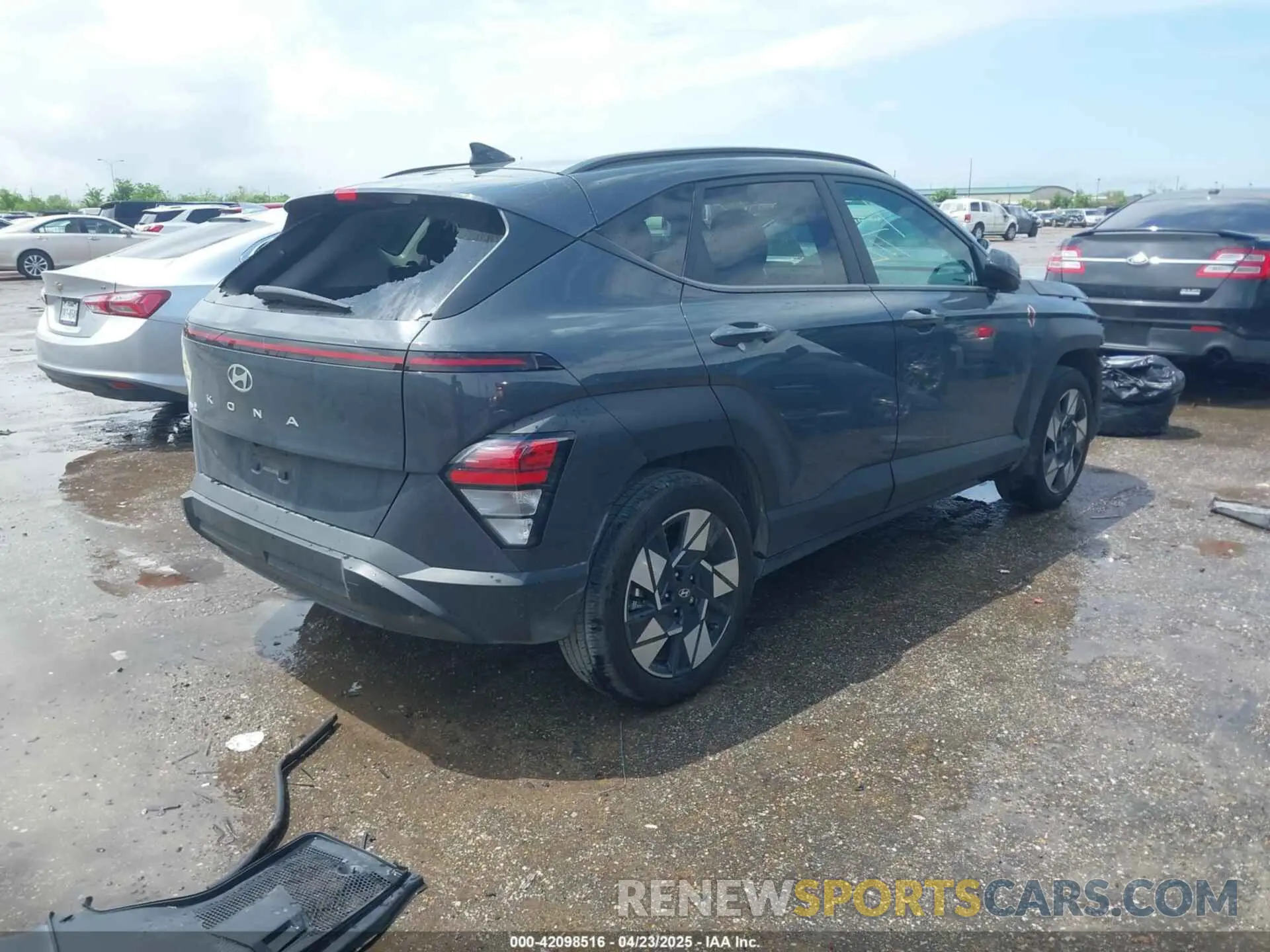 4 Фотография поврежденного автомобиля KM8HC3AB8RU122568 HYUNDAI KONA 2024