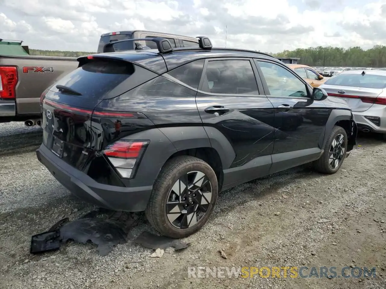3 Фотография поврежденного автомобиля KM8HCCAB0RU158626 HYUNDAI KONA 2024