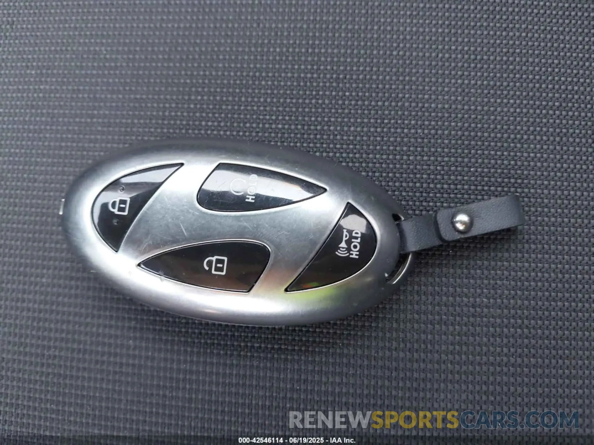 11 Фотография поврежденного автомобиля KM8HCCAB1RU060947 HYUNDAI KONA 2024