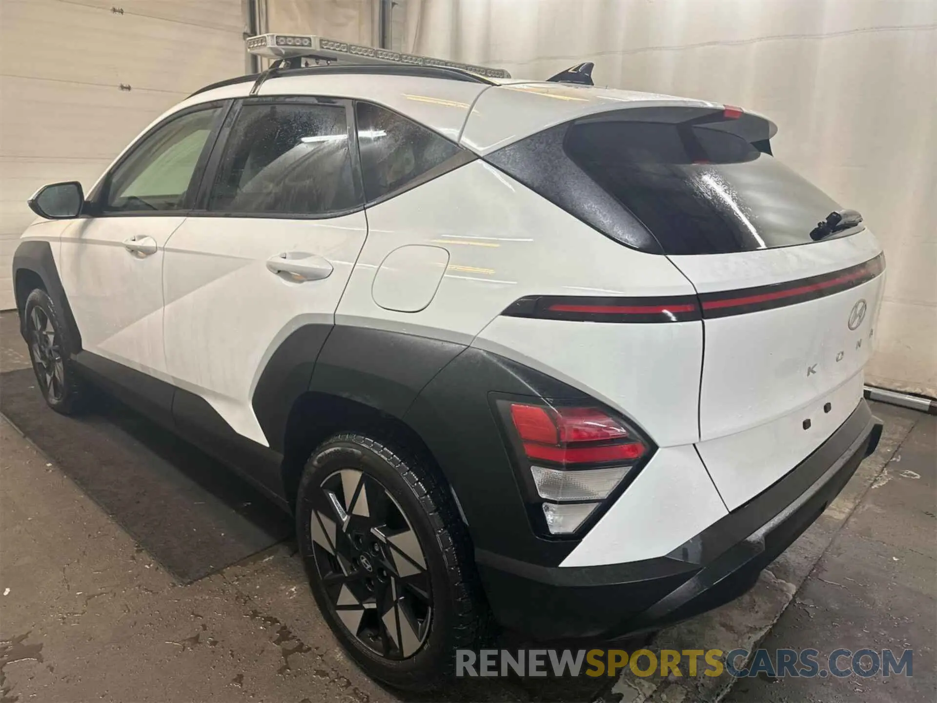 29 Photograph of a damaged car KM8HCCAB3RU047441 HYUNDAI KONA 2024