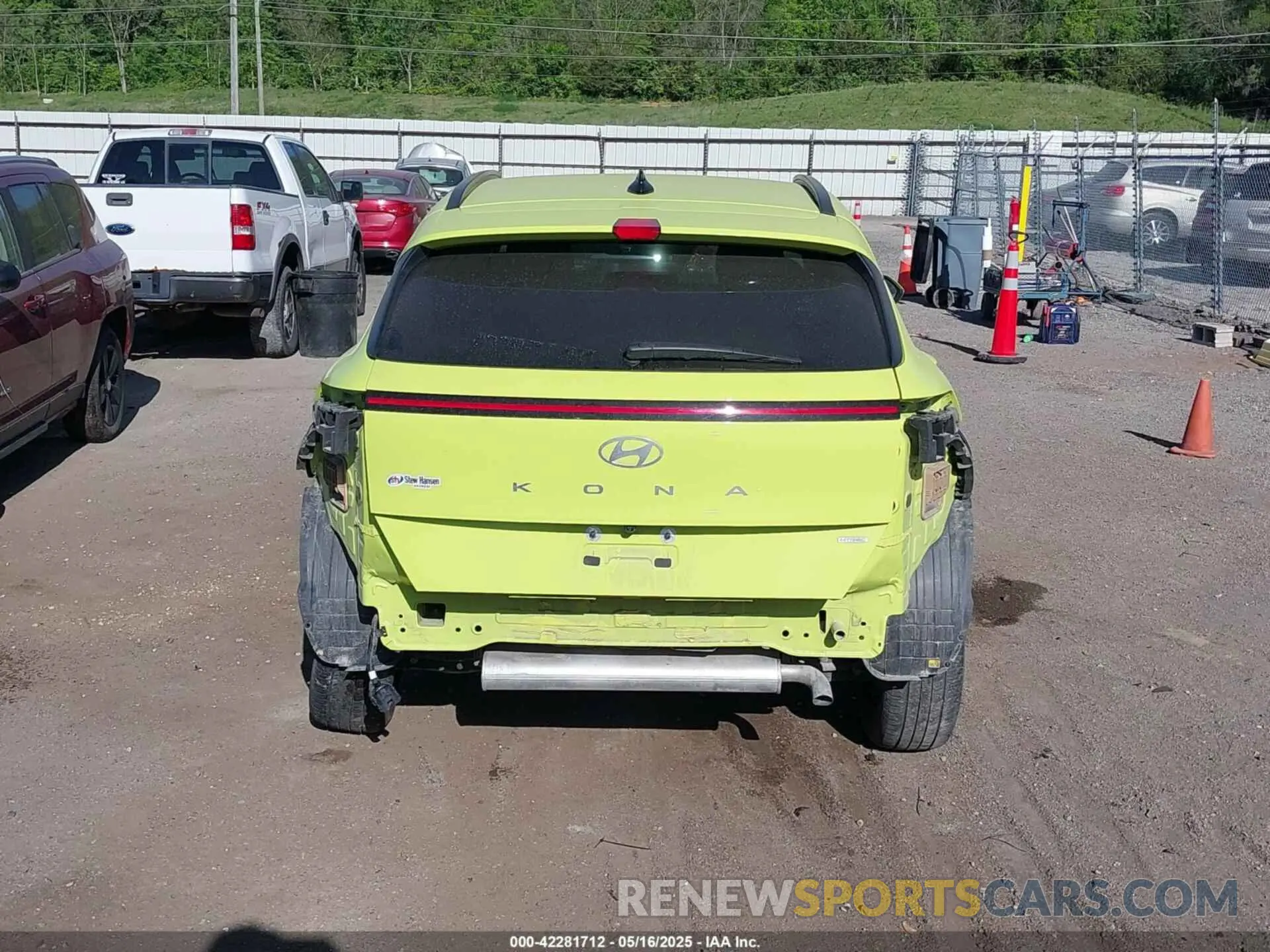 16 Фотография поврежденного автомобиля KM8HCCAB3RU050016 HYUNDAI KONA 2024