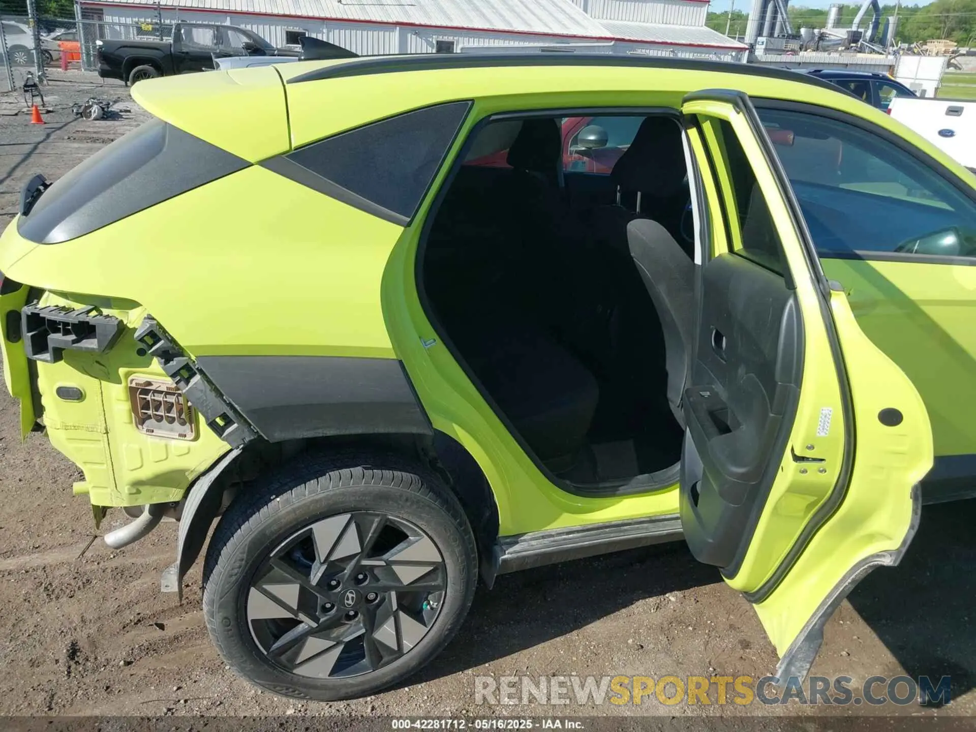 8 Фотография поврежденного автомобиля KM8HCCAB3RU050016 HYUNDAI KONA 2024