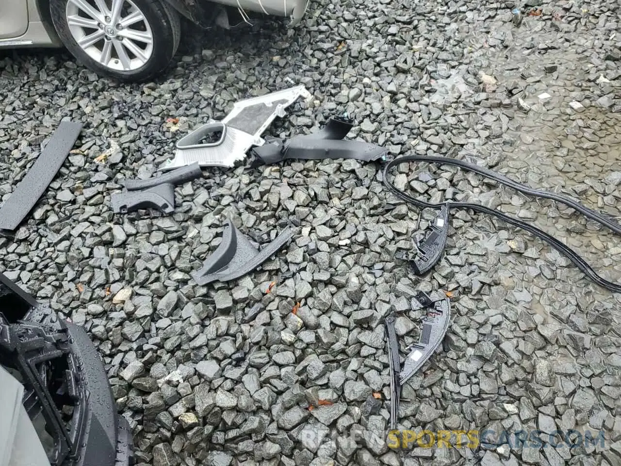 13 Photograph of a damaged car KM8HCCAB3RU074543 HYUNDAI KONA 2024