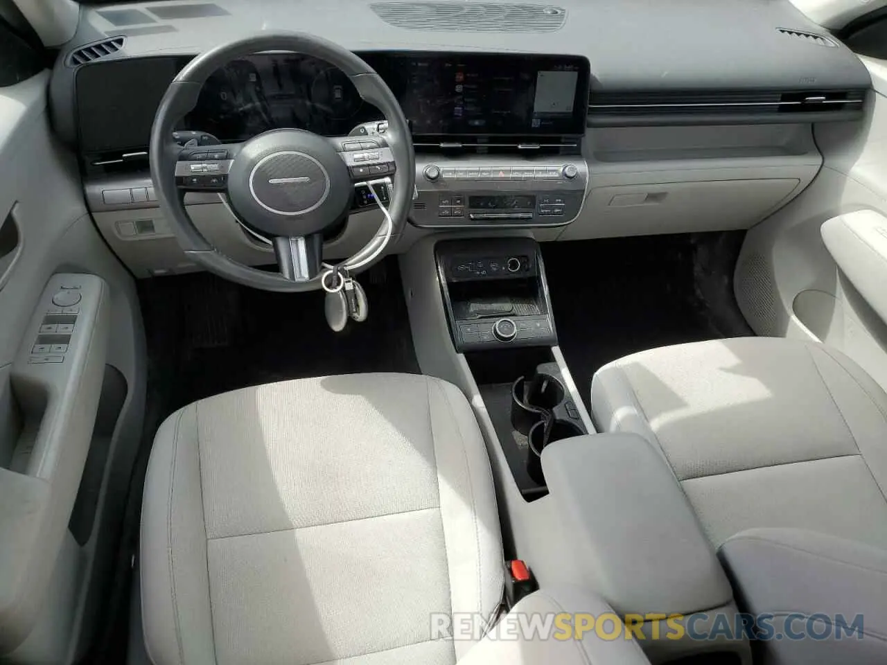 8 Фотография поврежденного автомобиля KM8HCCAB7RU104076 HYUNDAI KONA 2024