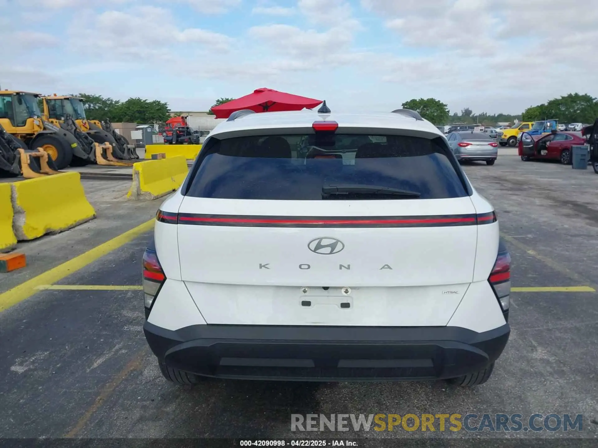 16 Photograph of a damaged car KM8HCCABXRU042463 HYUNDAI KONA 2024