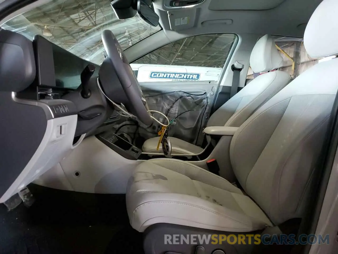 7 Фотография поврежденного автомобиля KM8HE3A34RU182009 HYUNDAI KONA 2024