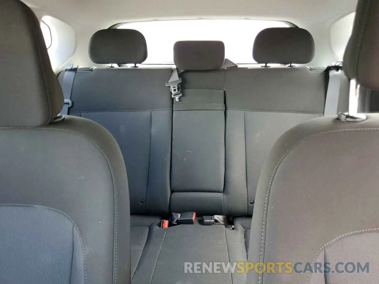 10 Photograph of a damaged car KM8HA3AB0SU236432 HYUNDAI KONA 2025
