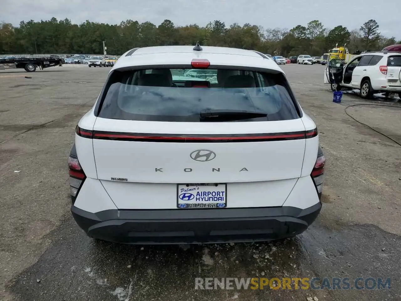 6 Photograph of a damaged car KM8HA3AB2SU218840 HYUNDAI KONA 2025