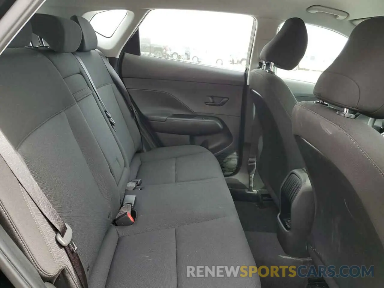 11 Фотография поврежденного автомобиля KM8HA3AB2SU230986 HYUNDAI KONA 2025