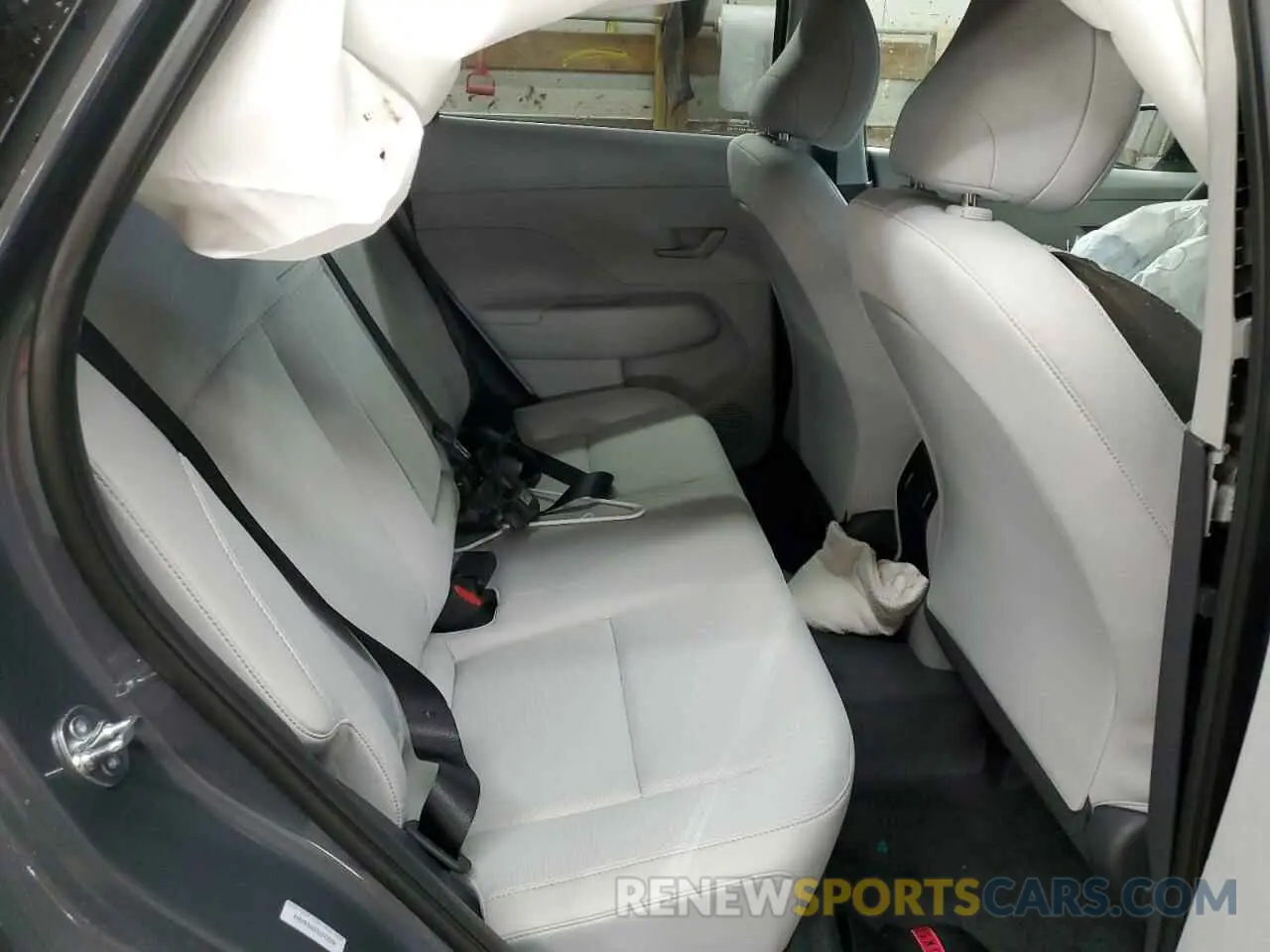 11 Photograph of a damaged car KM8HB3AB0SU272540 HYUNDAI KONA 2025