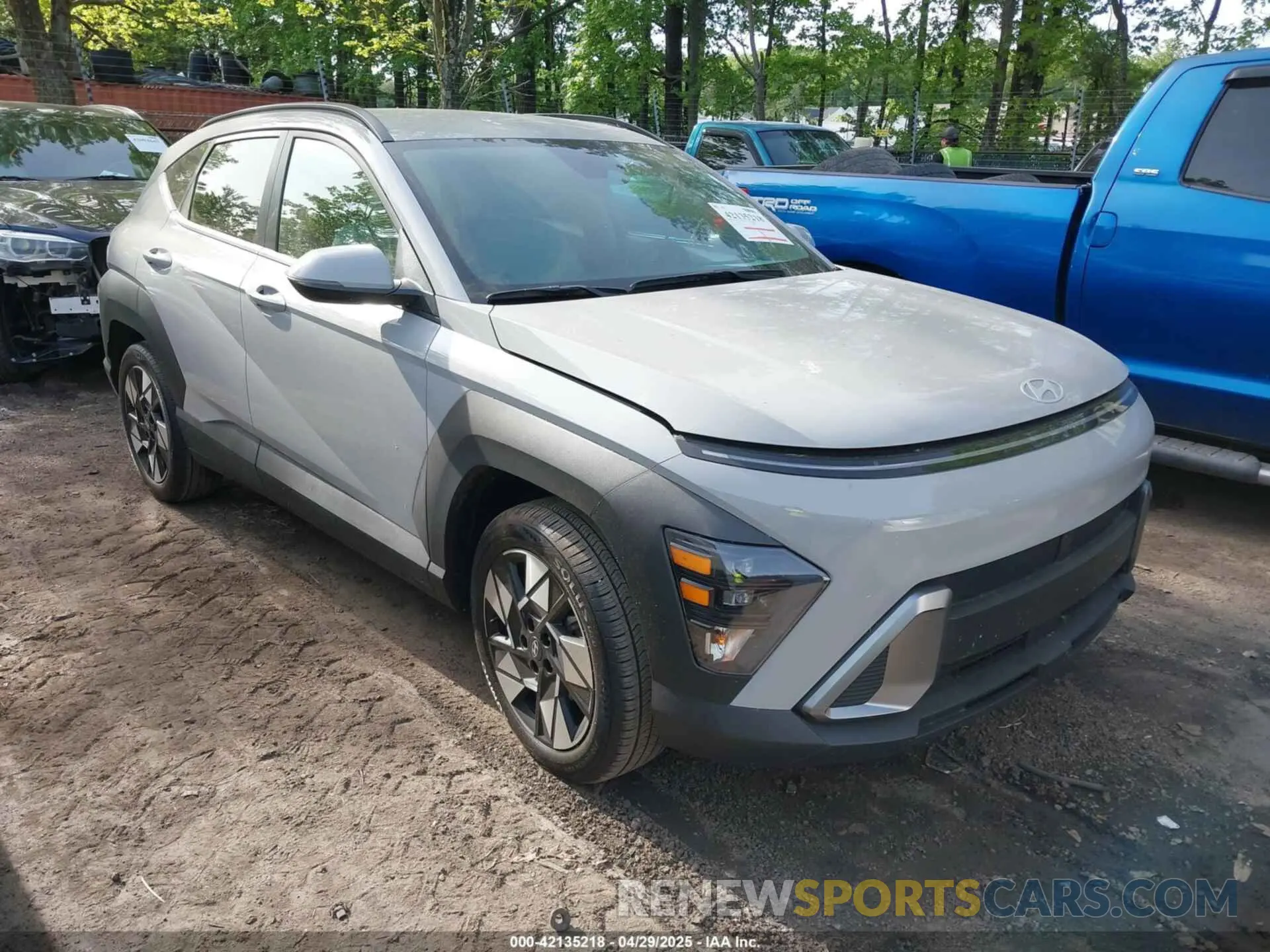1 Фотография поврежденного автомобиля KM8HB3AB3SU215152 HYUNDAI KONA 2025