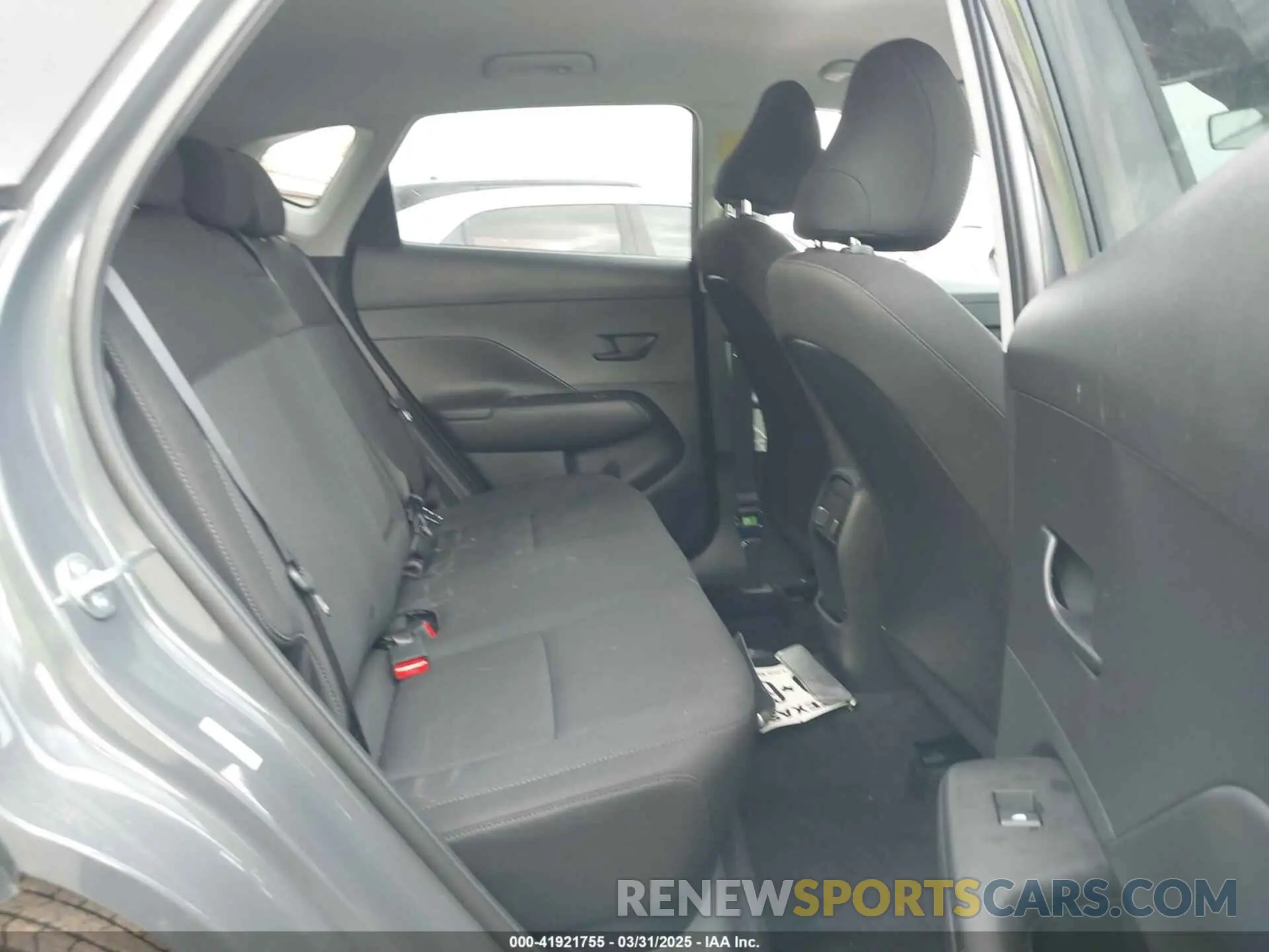 8 Фотография поврежденного автомобиля KM8HB3AB3SU246630 HYUNDAI KONA 2025