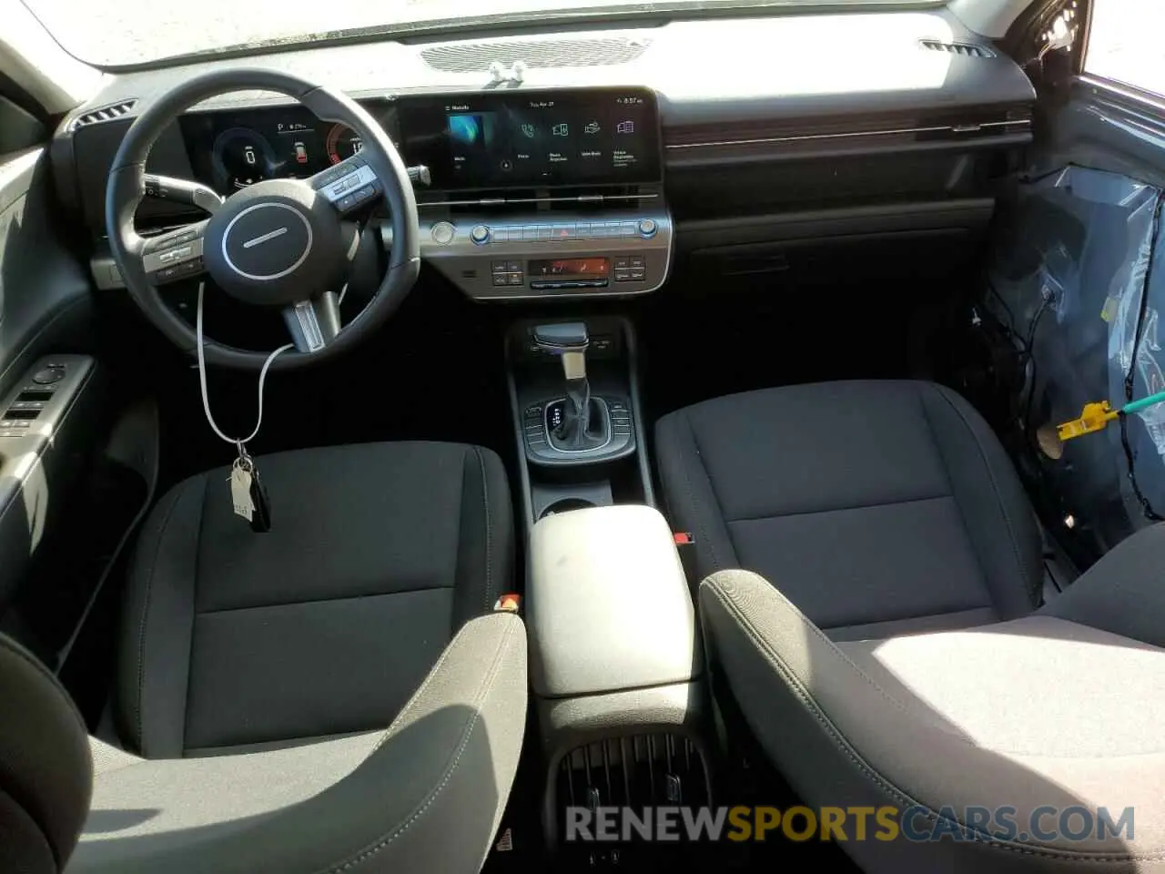 8 Photograph of a damaged car KM8HB3AB6SU225822 HYUNDAI KONA 2025