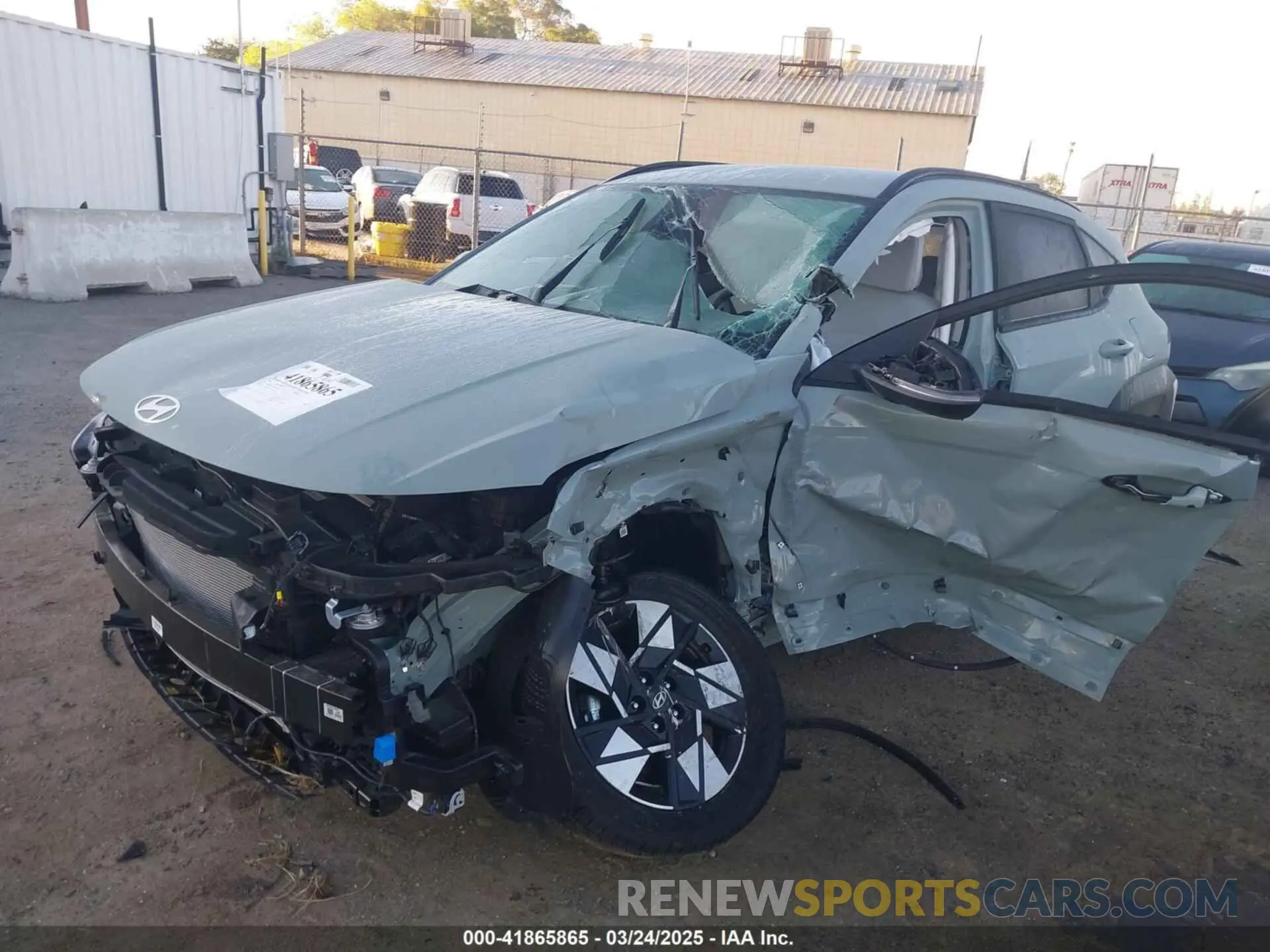 2 Фотография поврежденного автомобиля KM8HB3AB7SU226476 HYUNDAI KONA 2025