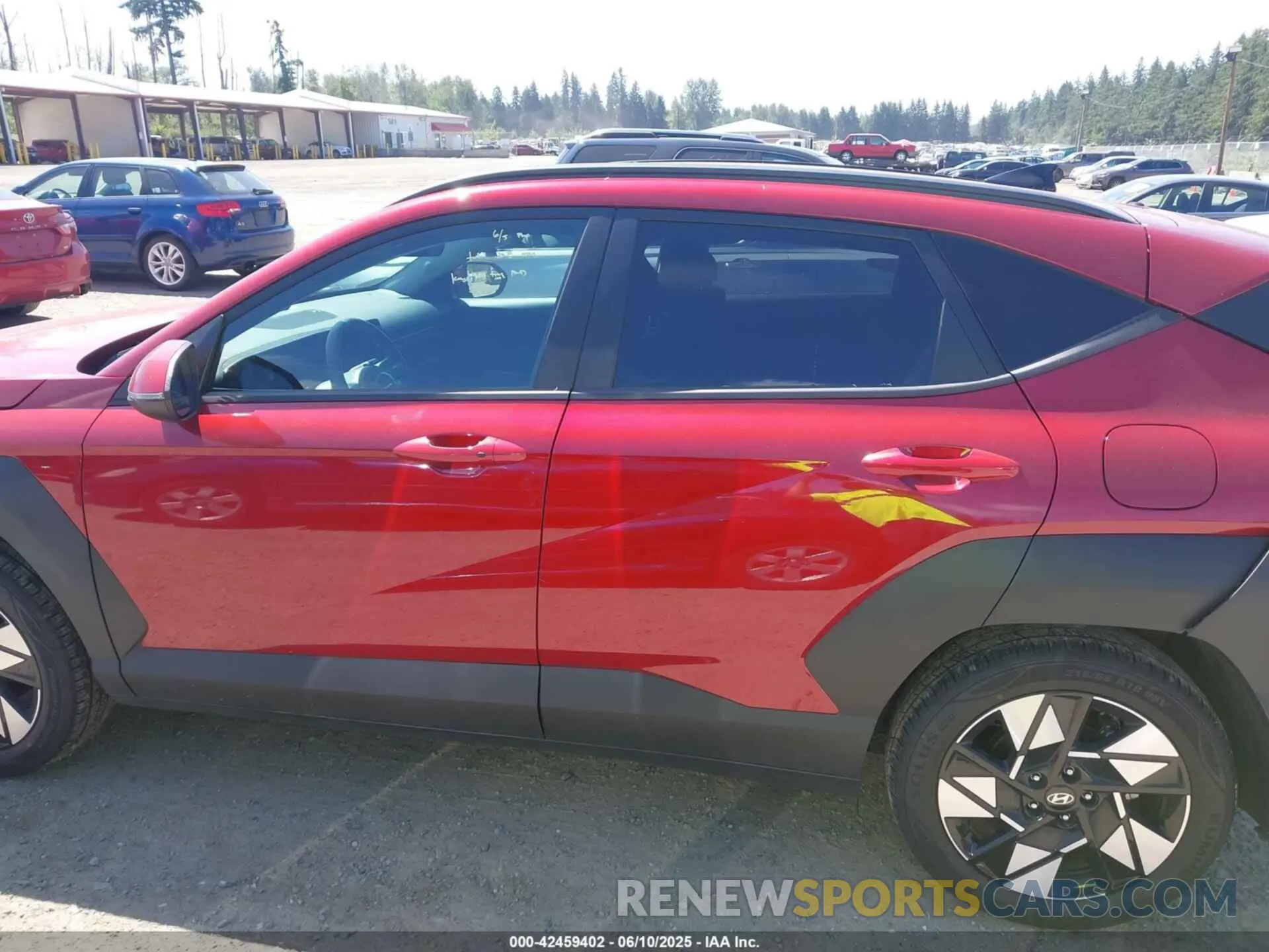 14 Photograph of a damaged car KM8HB3AB9SU200977 HYUNDAI KONA 2025