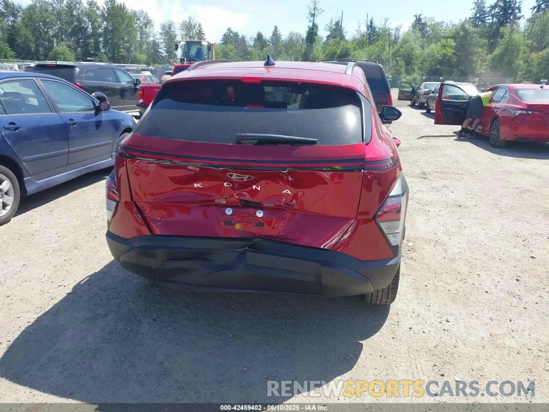 16 Photograph of a damaged car KM8HB3AB9SU200977 HYUNDAI KONA 2025