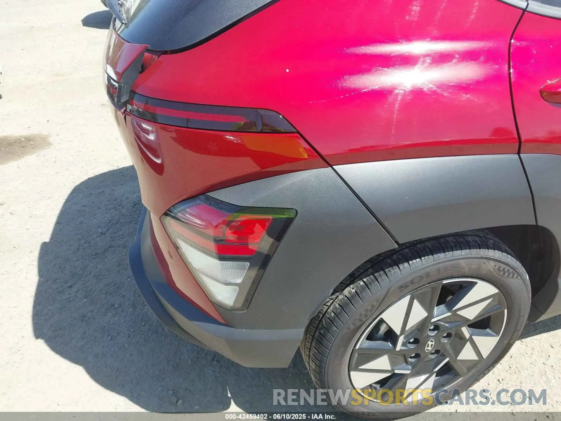 17 Photograph of a damaged car KM8HB3AB9SU200977 HYUNDAI KONA 2025