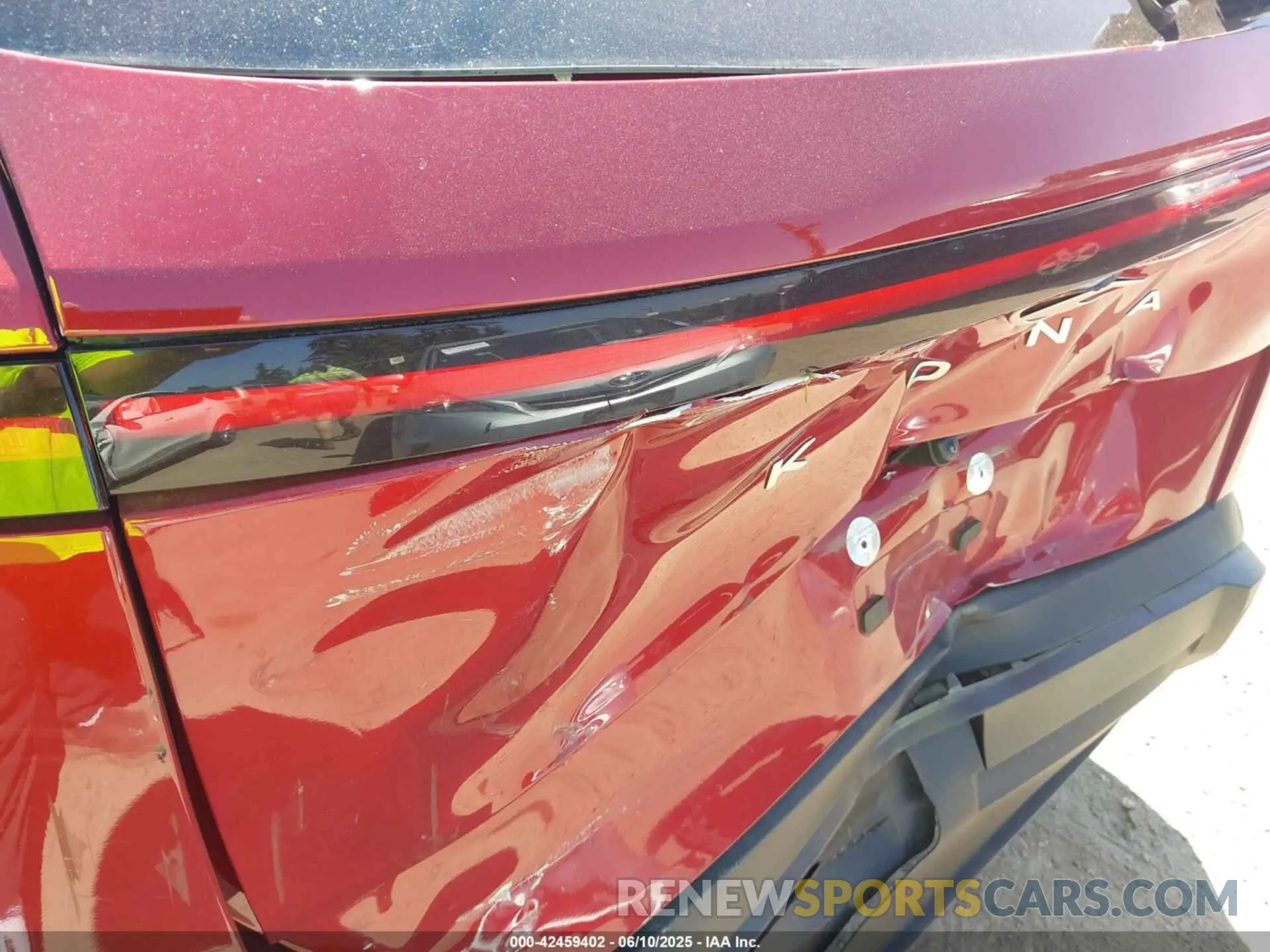 19 Photograph of a damaged car KM8HB3AB9SU200977 HYUNDAI KONA 2025