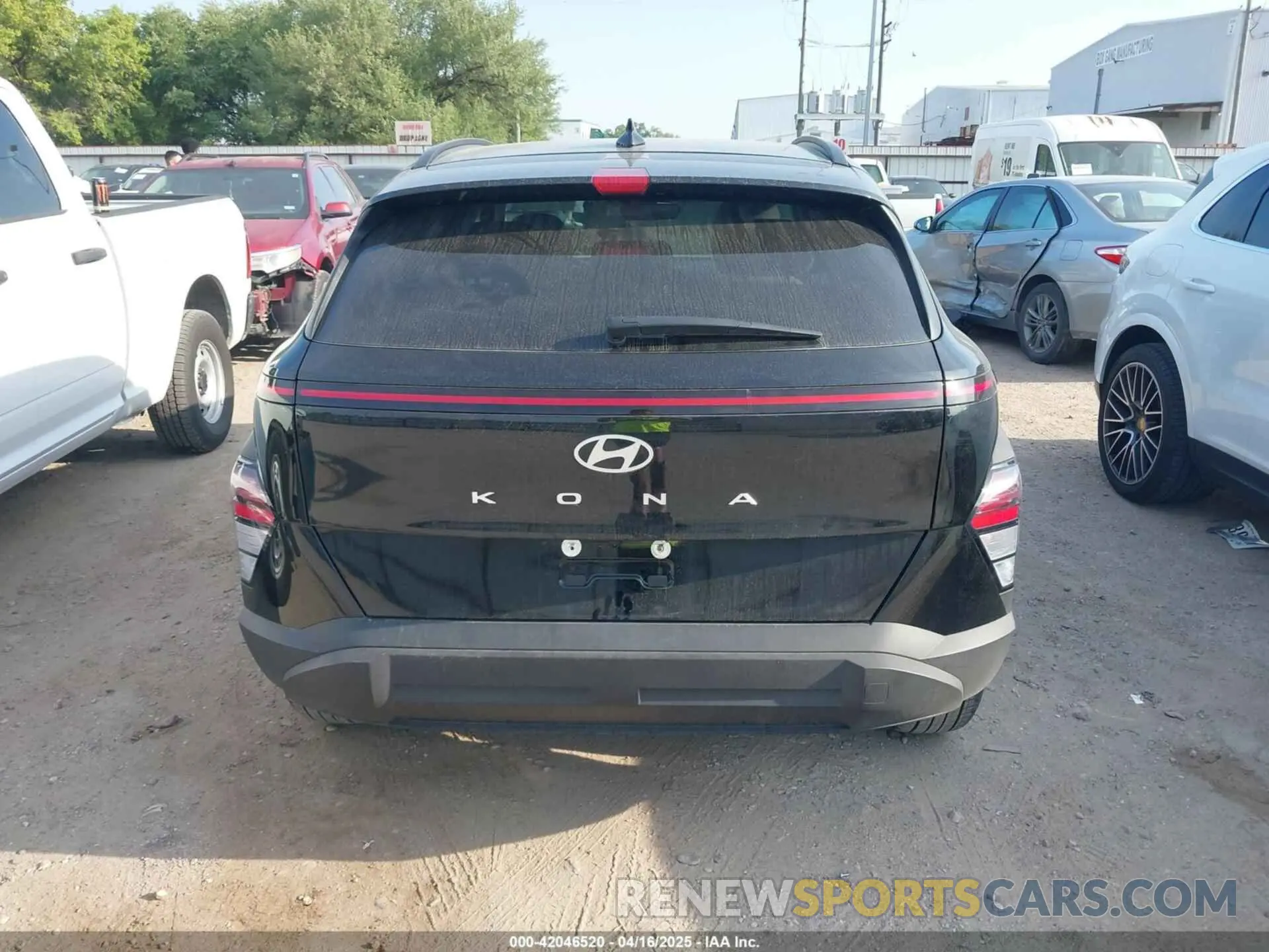 16 Фотография поврежденного автомобиля KM8HB3AB9SU223742 HYUNDAI KONA 2025