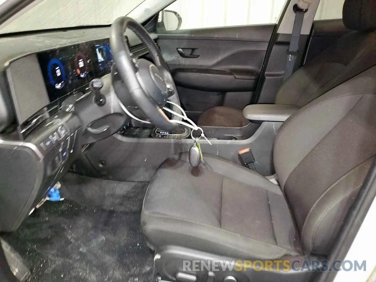 7 Photograph of a damaged car KM8HB3AB9SU235843 HYUNDAI KONA 2025
