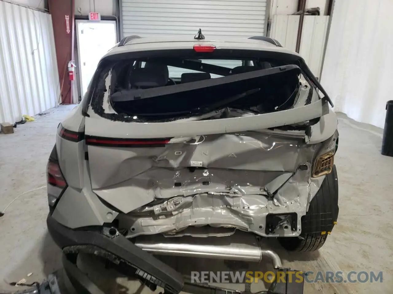 6 Photograph of a damaged car KM8HB3ABXSU261061 HYUNDAI KONA 2025