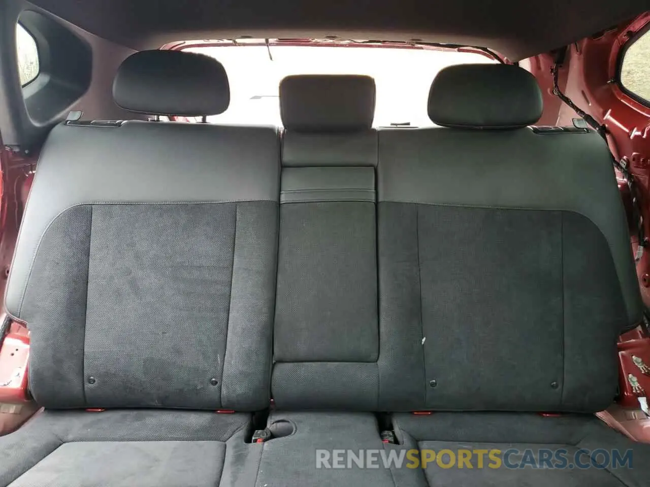10 Фотография поврежденного автомобиля KM8HBCA33SU207898 HYUNDAI KONA 2025