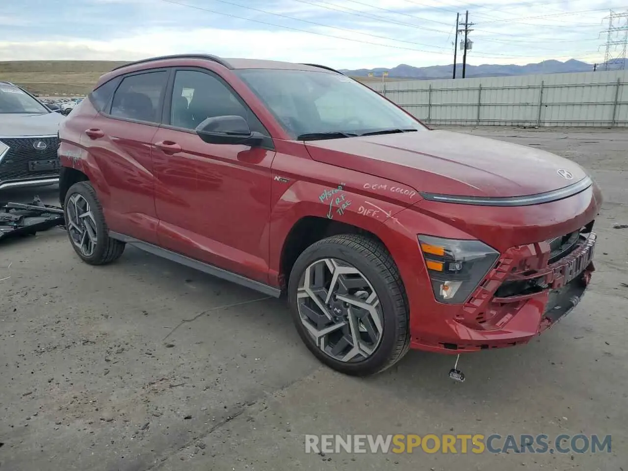 4 Фотография поврежденного автомобиля KM8HBCA33SU207898 HYUNDAI KONA 2025