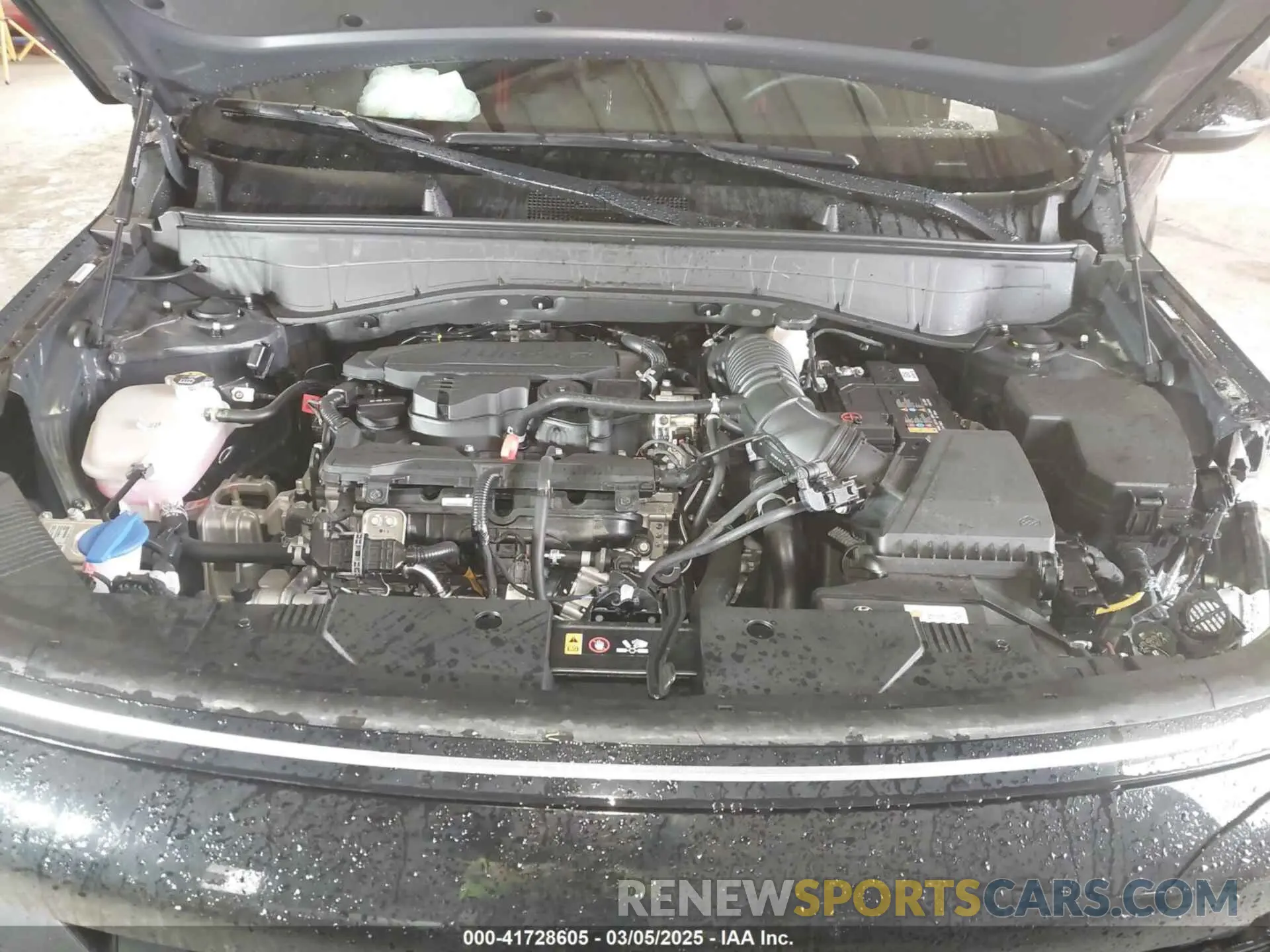 10 Фотография поврежденного автомобиля KM8HBCA3XSU223158 HYUNDAI KONA 2025
