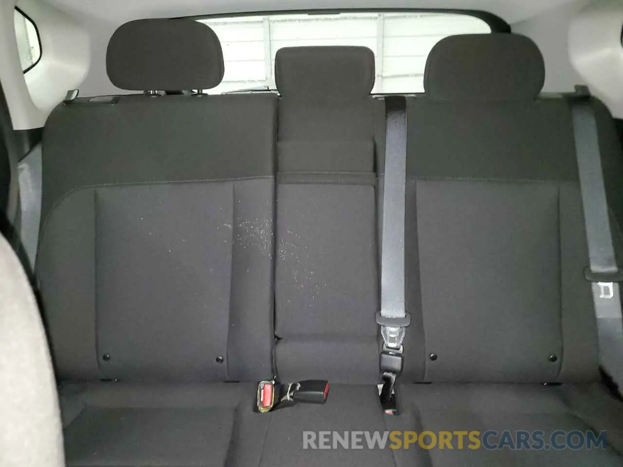 10 Photograph of a damaged car KM8HBCAB3SU244683 HYUNDAI KONA 2025