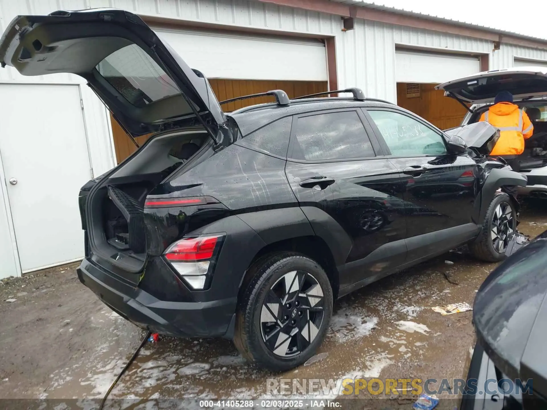 4 Photograph of a damaged car KM8HBCAB4SU187166 HYUNDAI KONA 2025