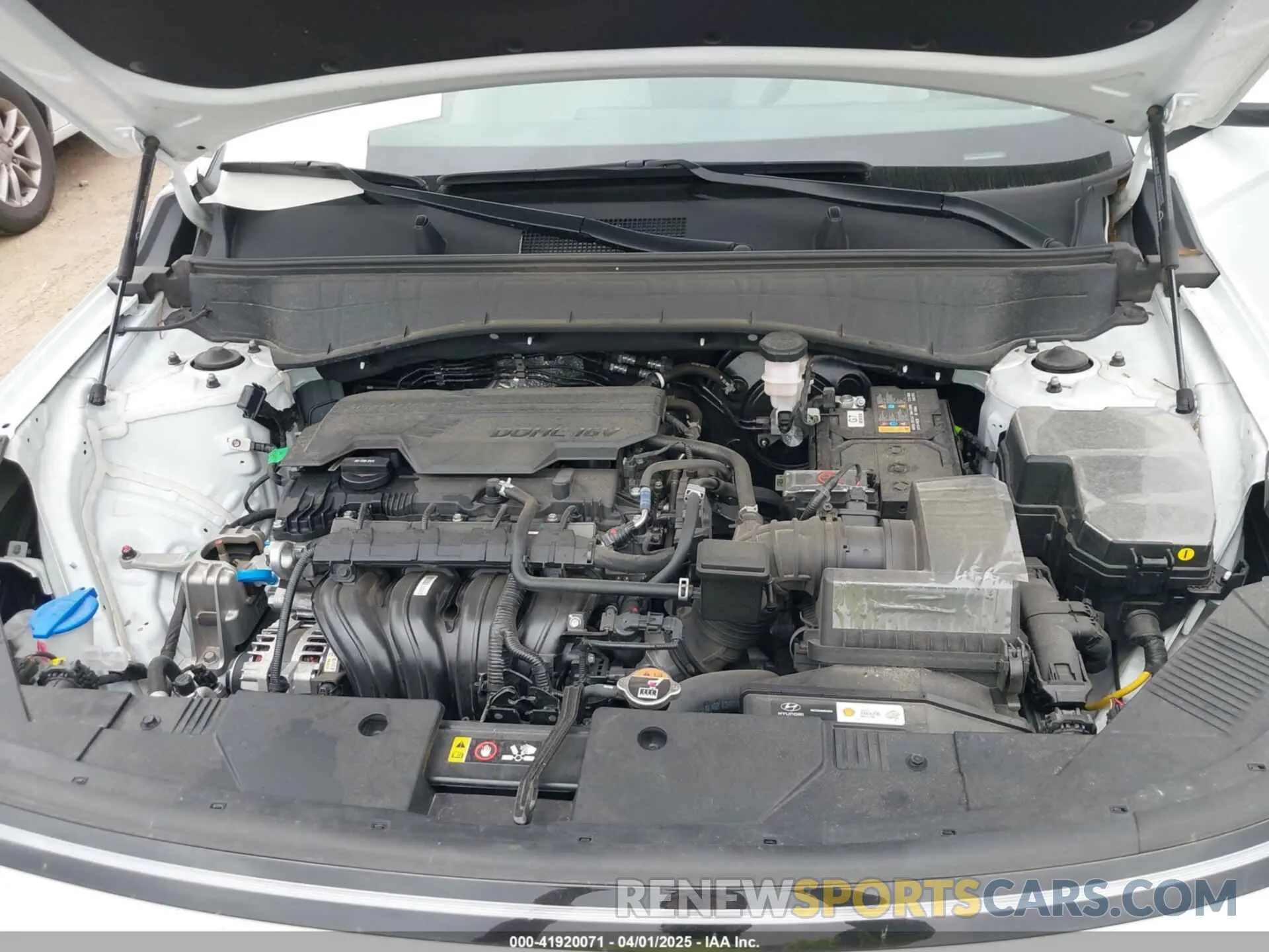 10 Photograph of a damaged car KM8HBCAB4SU194733 HYUNDAI KONA 2025