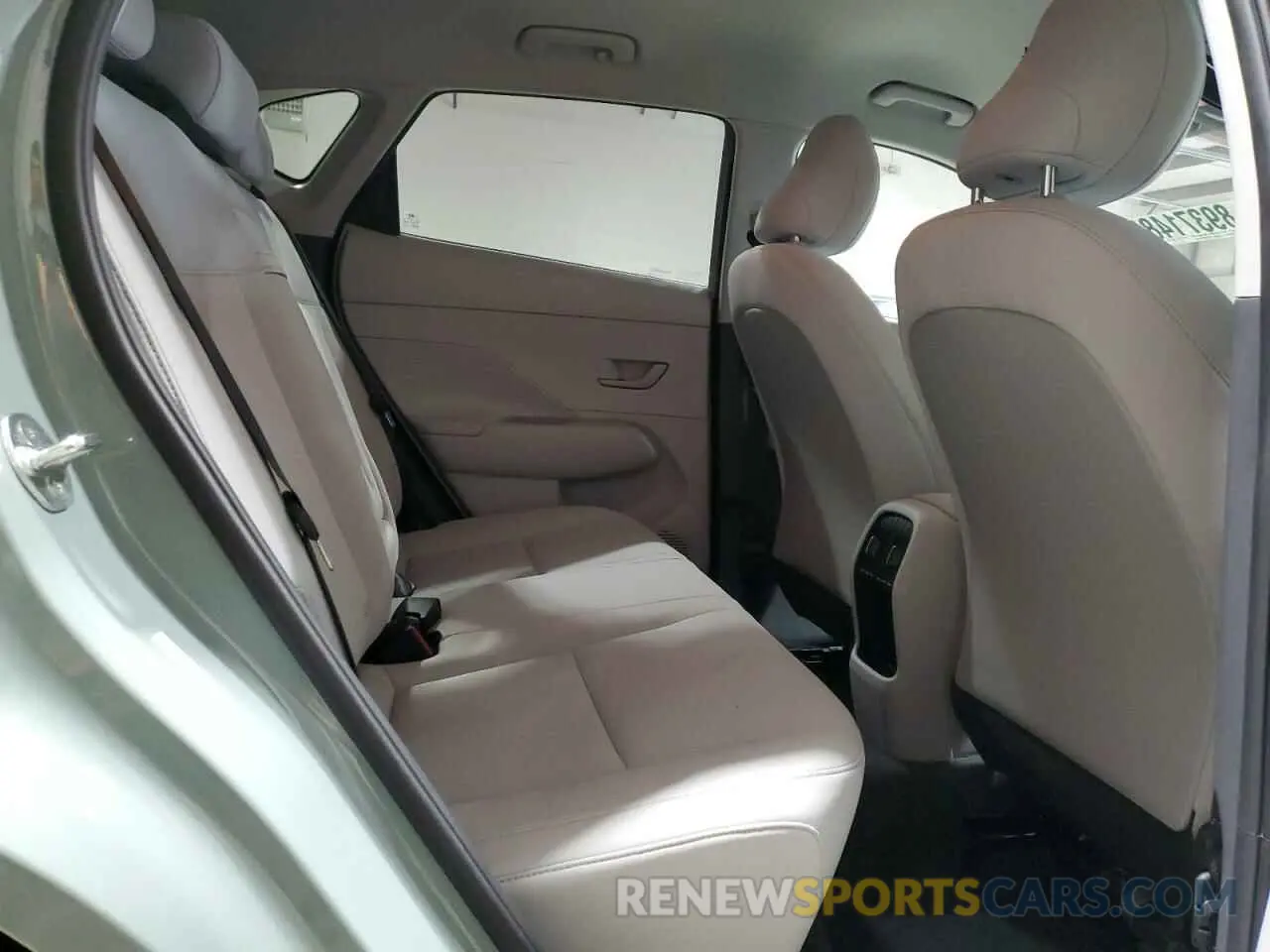 11 Photograph of a damaged car KM8HBCAB6SU189811 HYUNDAI KONA 2025