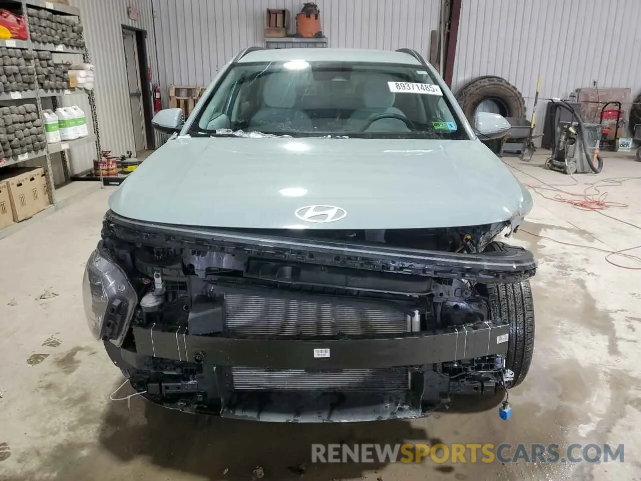 5 Photograph of a damaged car KM8HBCAB6SU189811 HYUNDAI KONA 2025