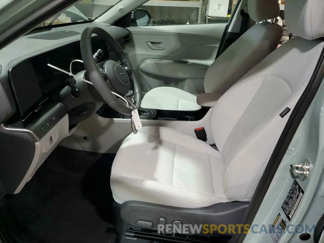 7 Photograph of a damaged car KM8HBCAB6SU189811 HYUNDAI KONA 2025