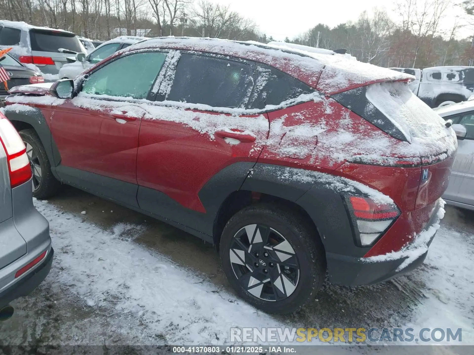 3 Photograph of a damaged car KM8HBCAB6SU195351 HYUNDAI KONA 2025